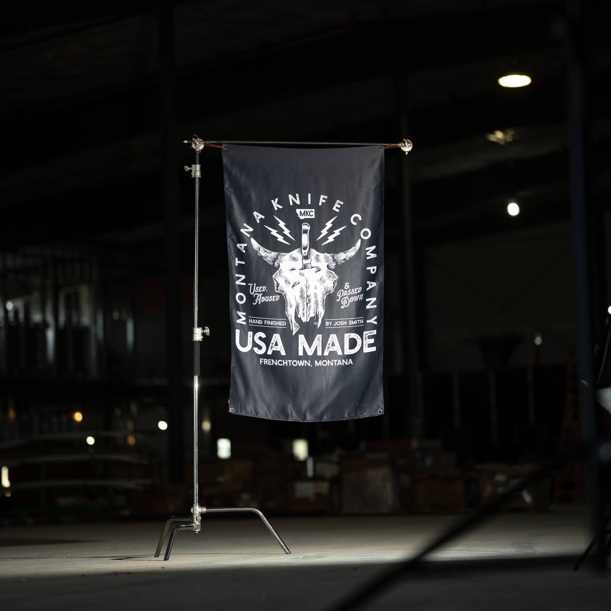 MKC BISON SKULL FLAG