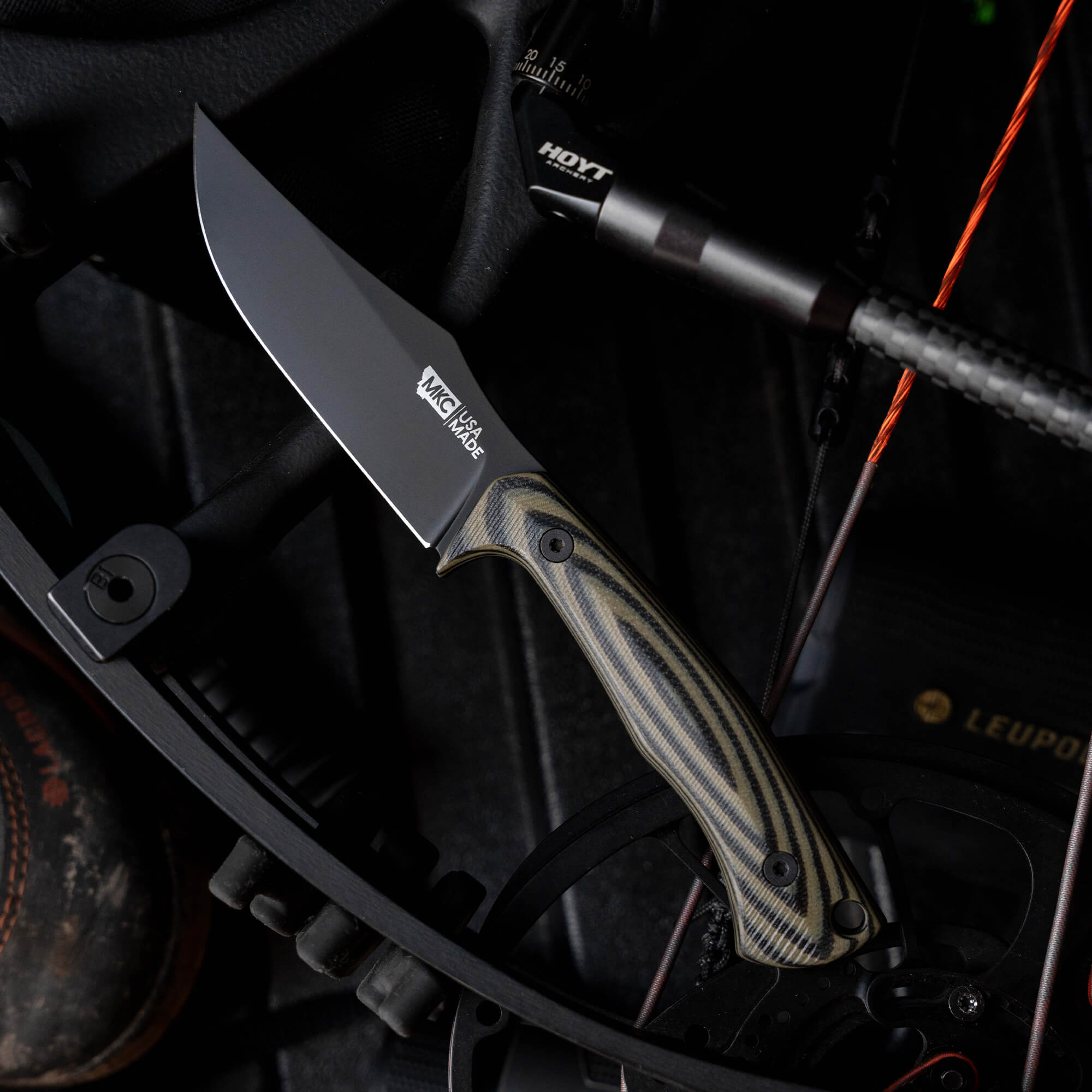 TRIUMPH PRO - GREEN & BLACK