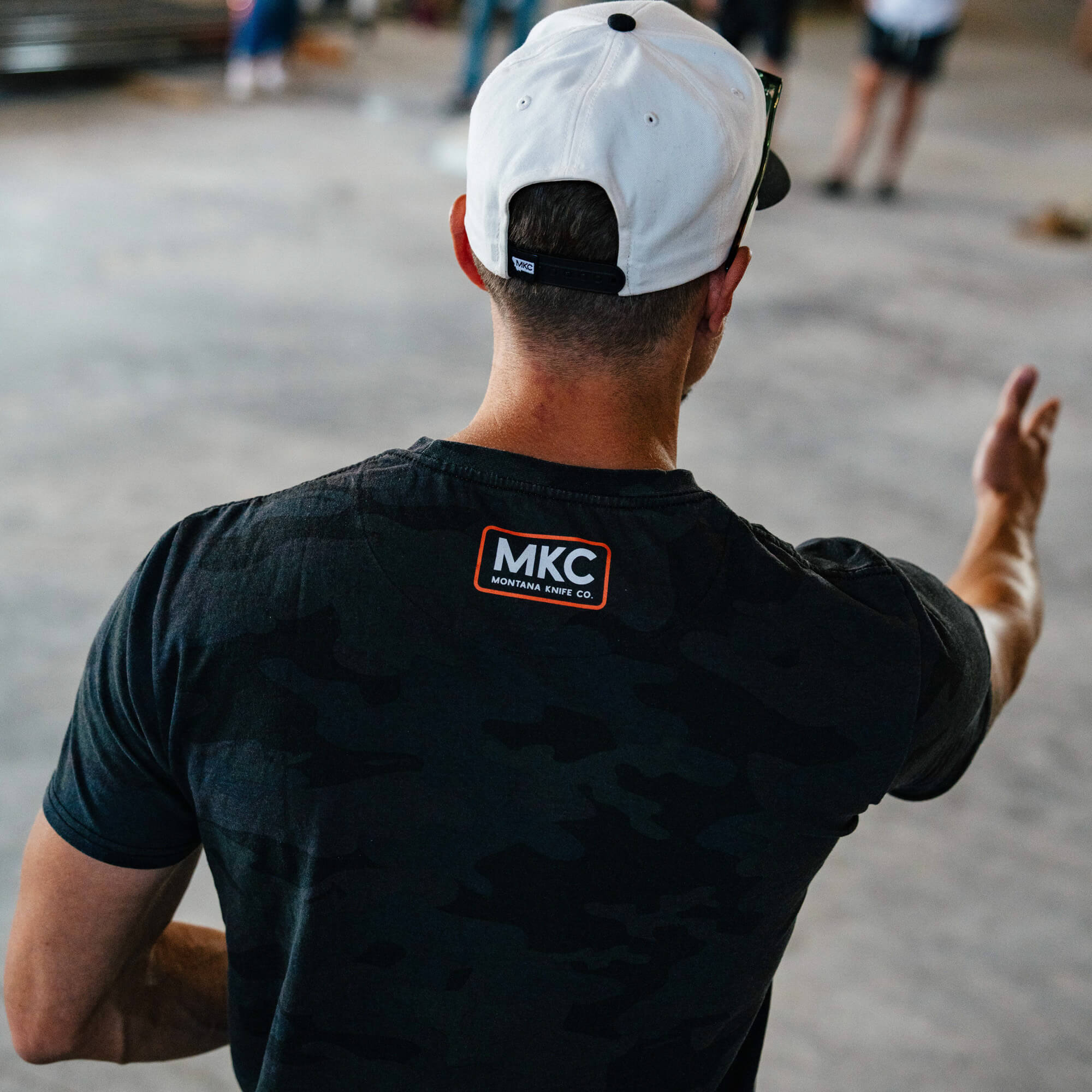 MKC LOGO TEE - DARK WOODLAND CAMO