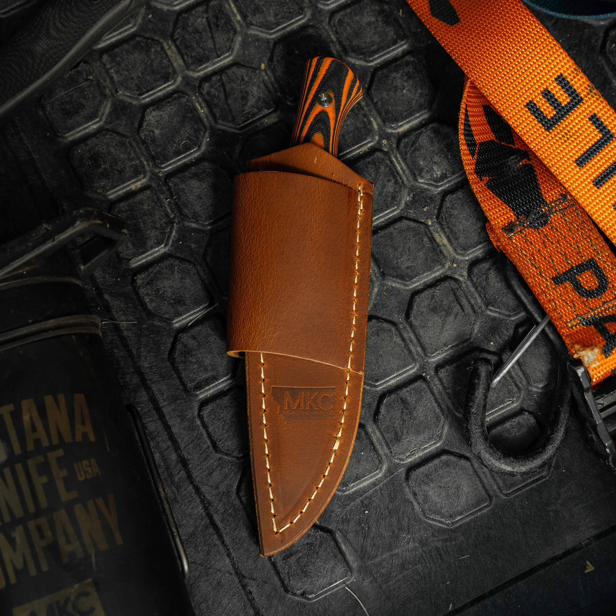 BLACKFOOT 2.0 LEATHER SHEATH - HORIZONTAL CARRY