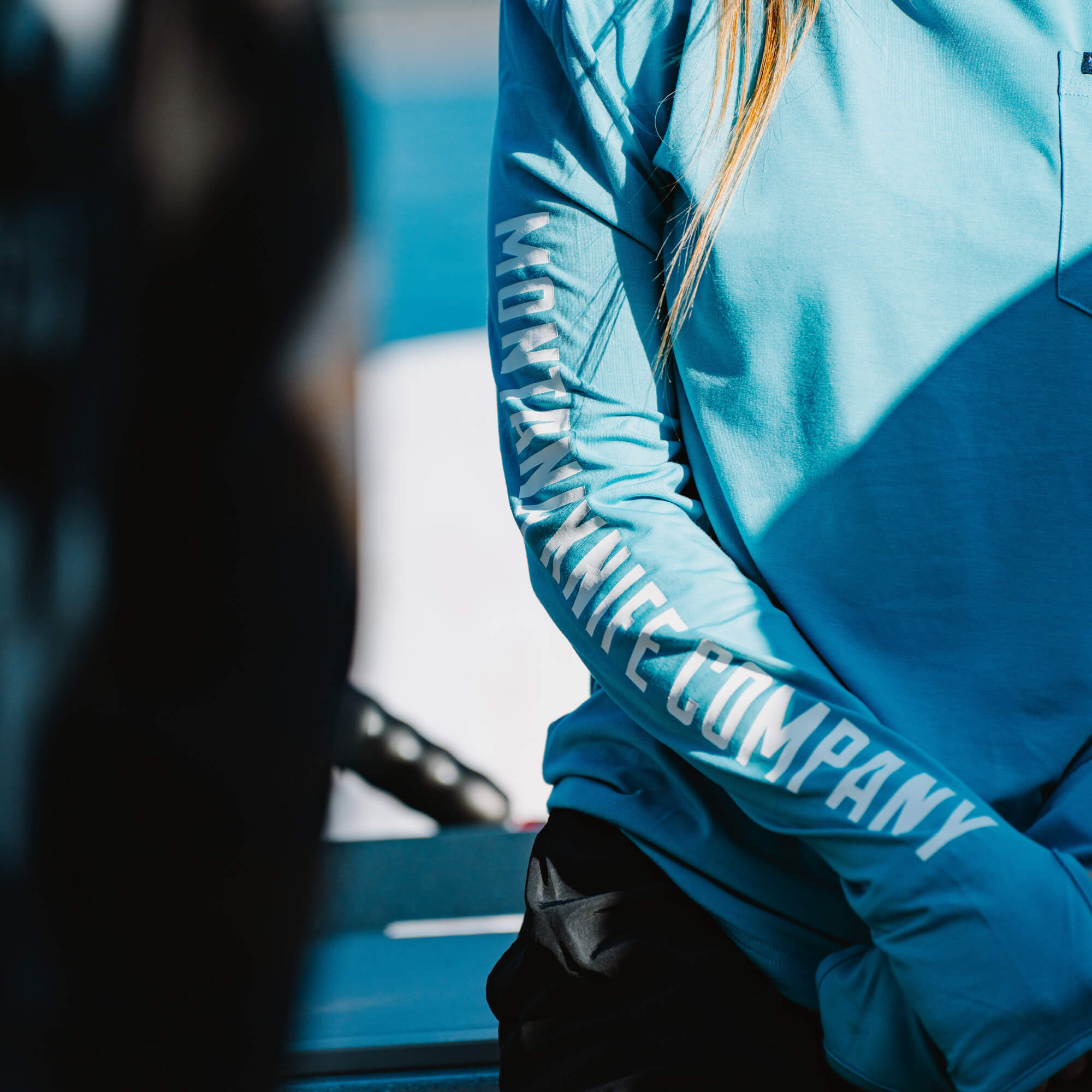 SUN RIVER BAMBOO HOODIE - GLACIER BLUE