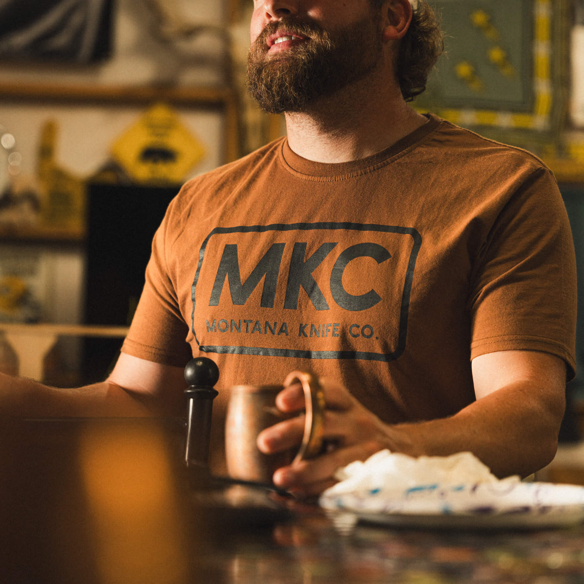 MKC LOGO TEE - COYOTE