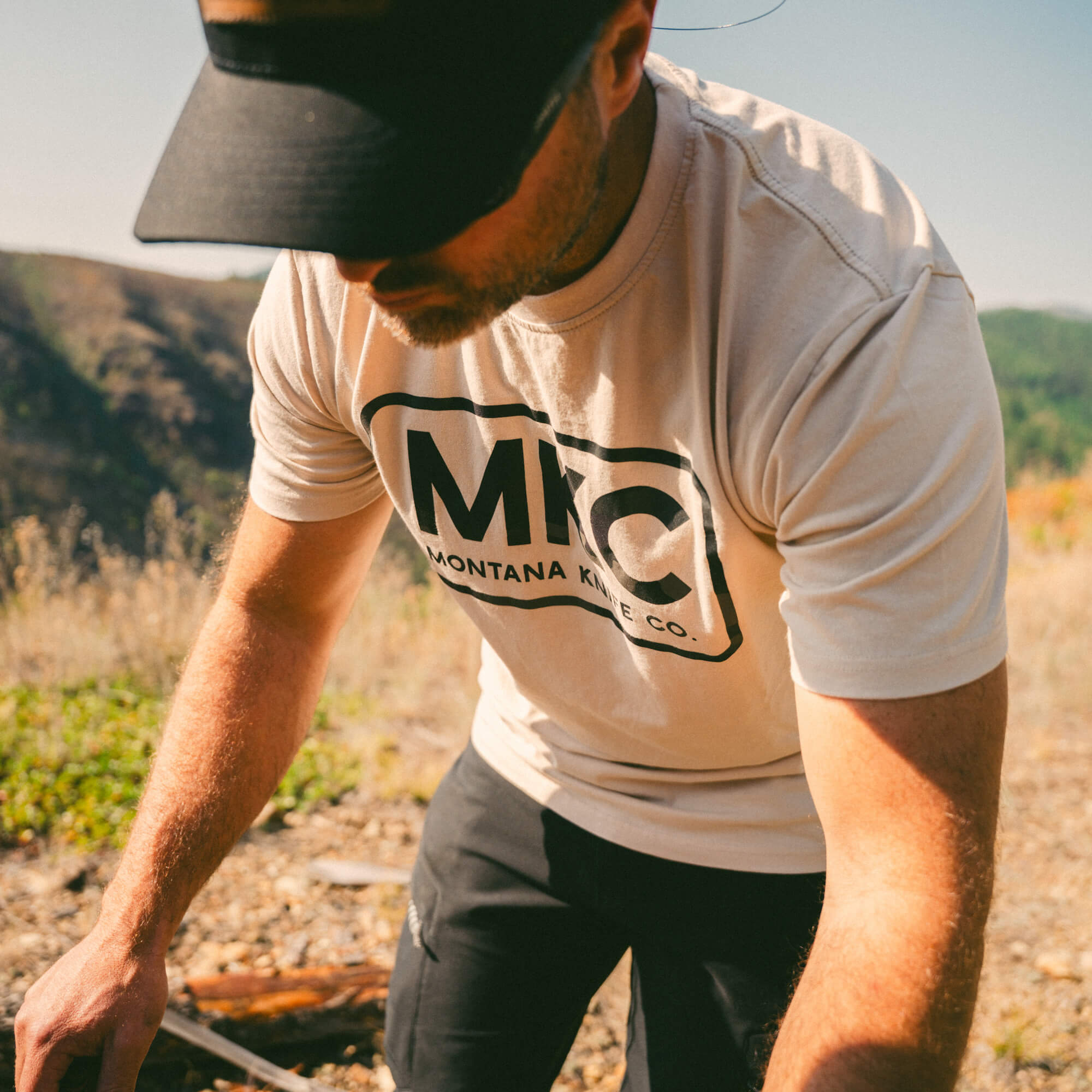 MKC LOGO TEE - BONE