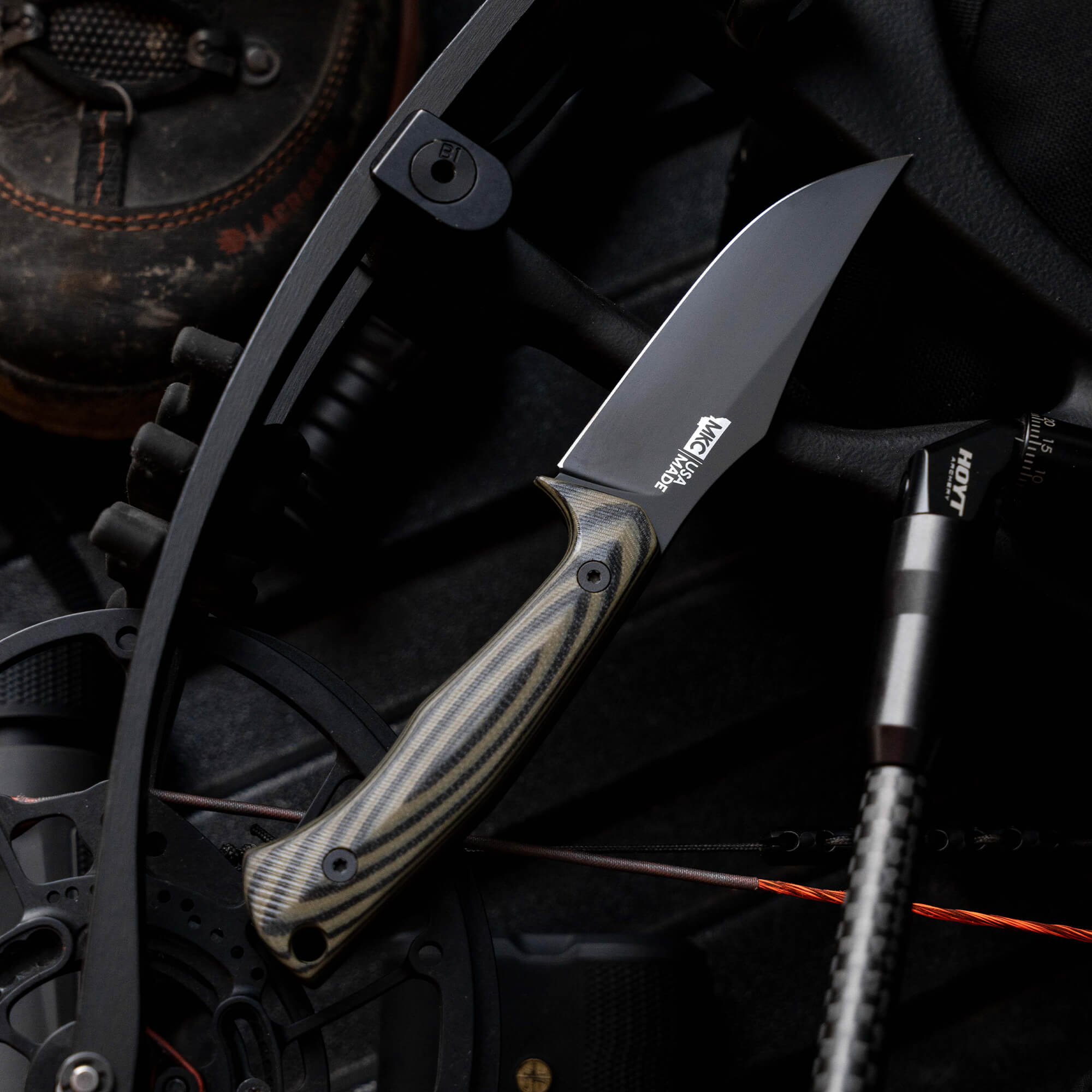 TRIUMPH PRO - GREEN & BLACK