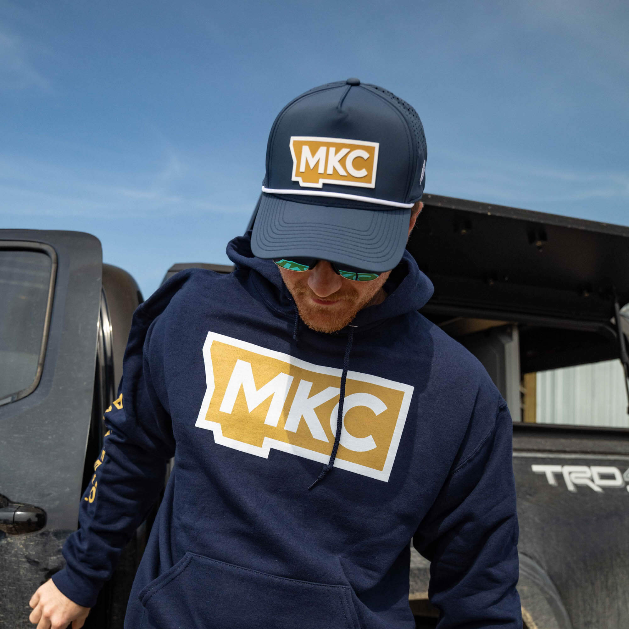 MKC TEAM HAT - NAVY