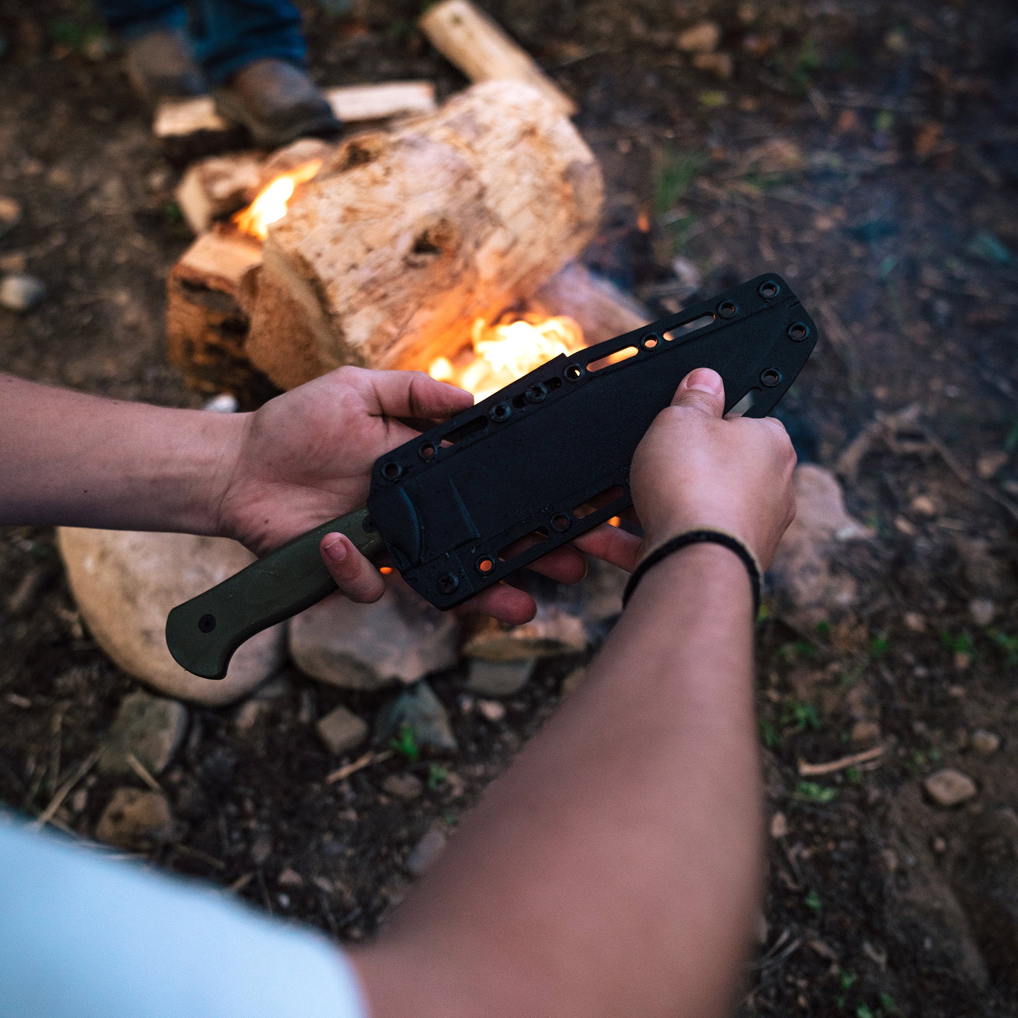 THE MARSHALL BUSHCRAFT KNIFE - OLIVE