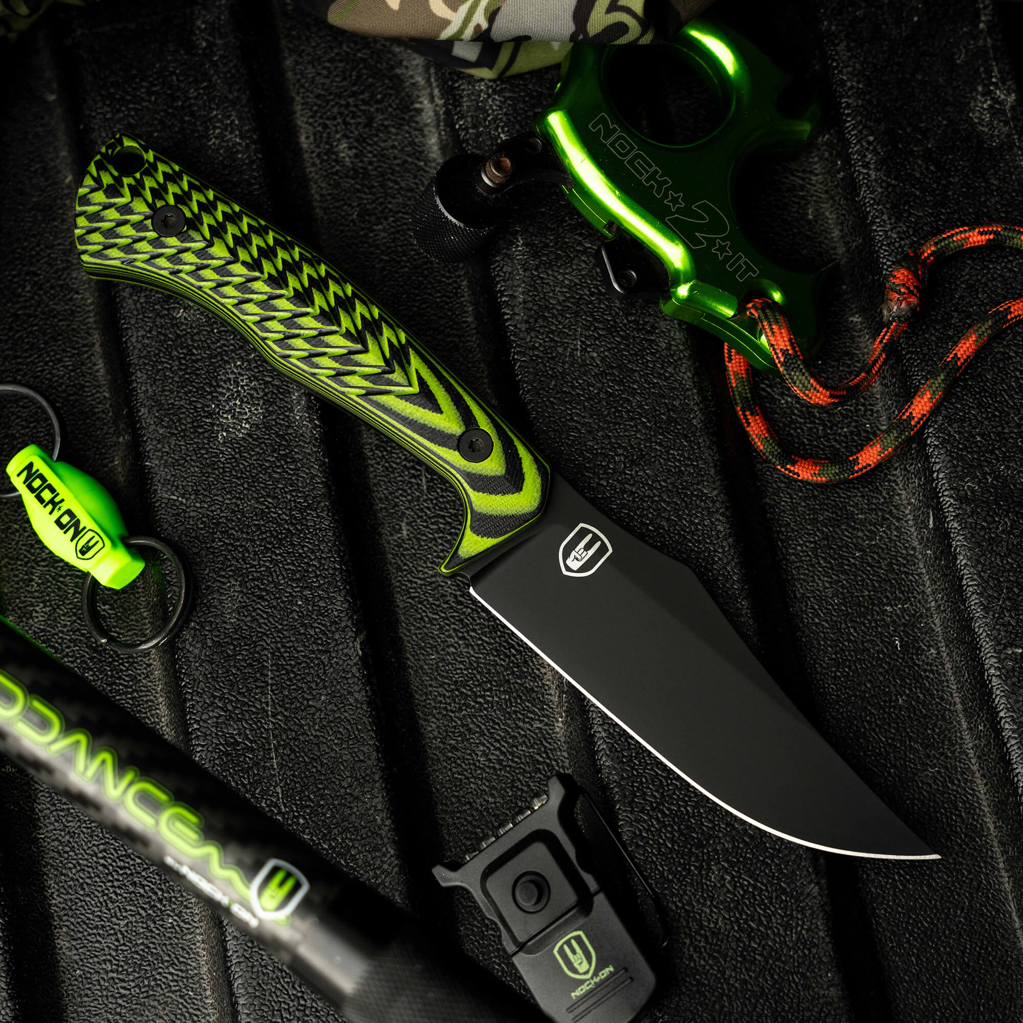 TRIUMPH PRO - NOCK ON NEON GREEN & BLACK