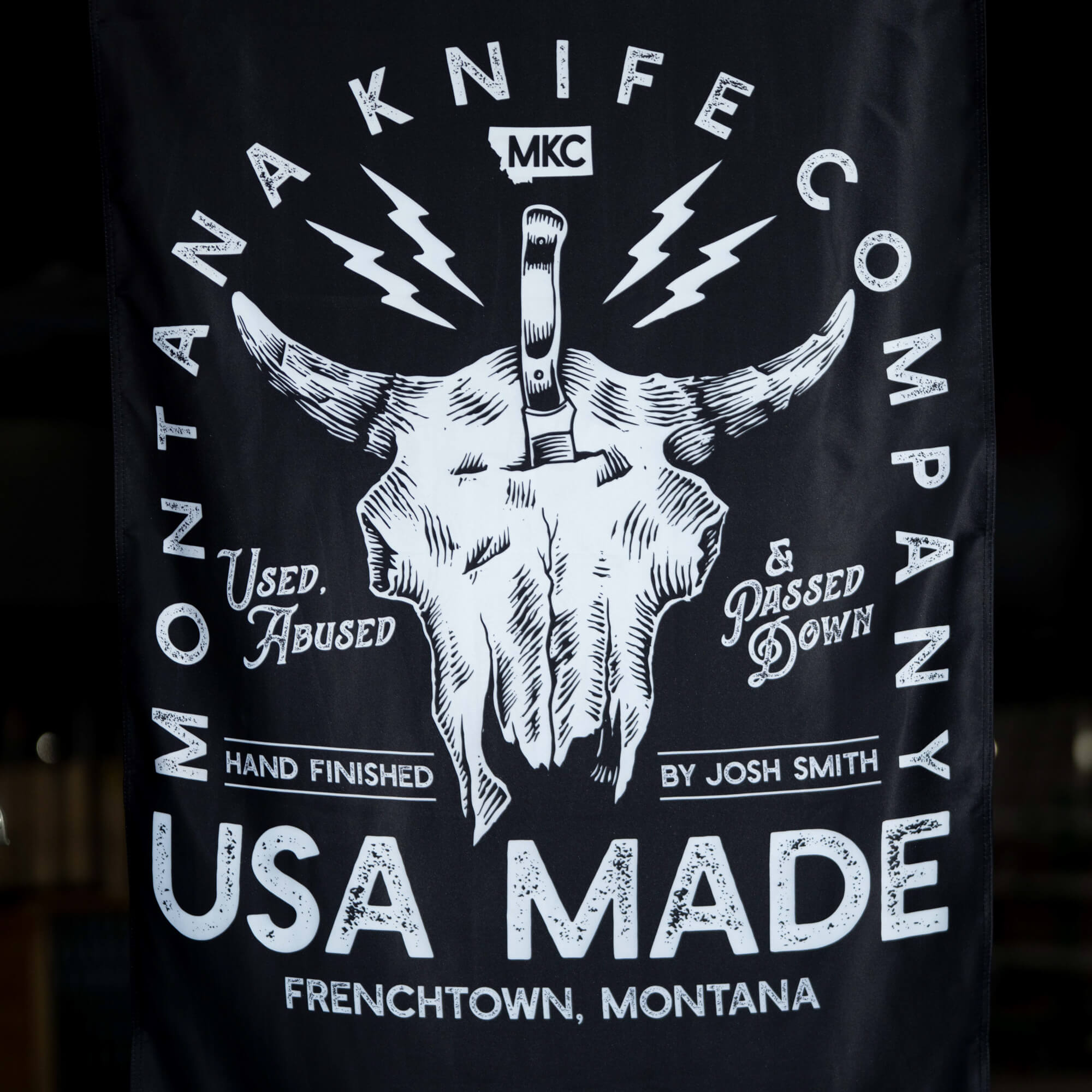 MKC BISON SKULL FLAG