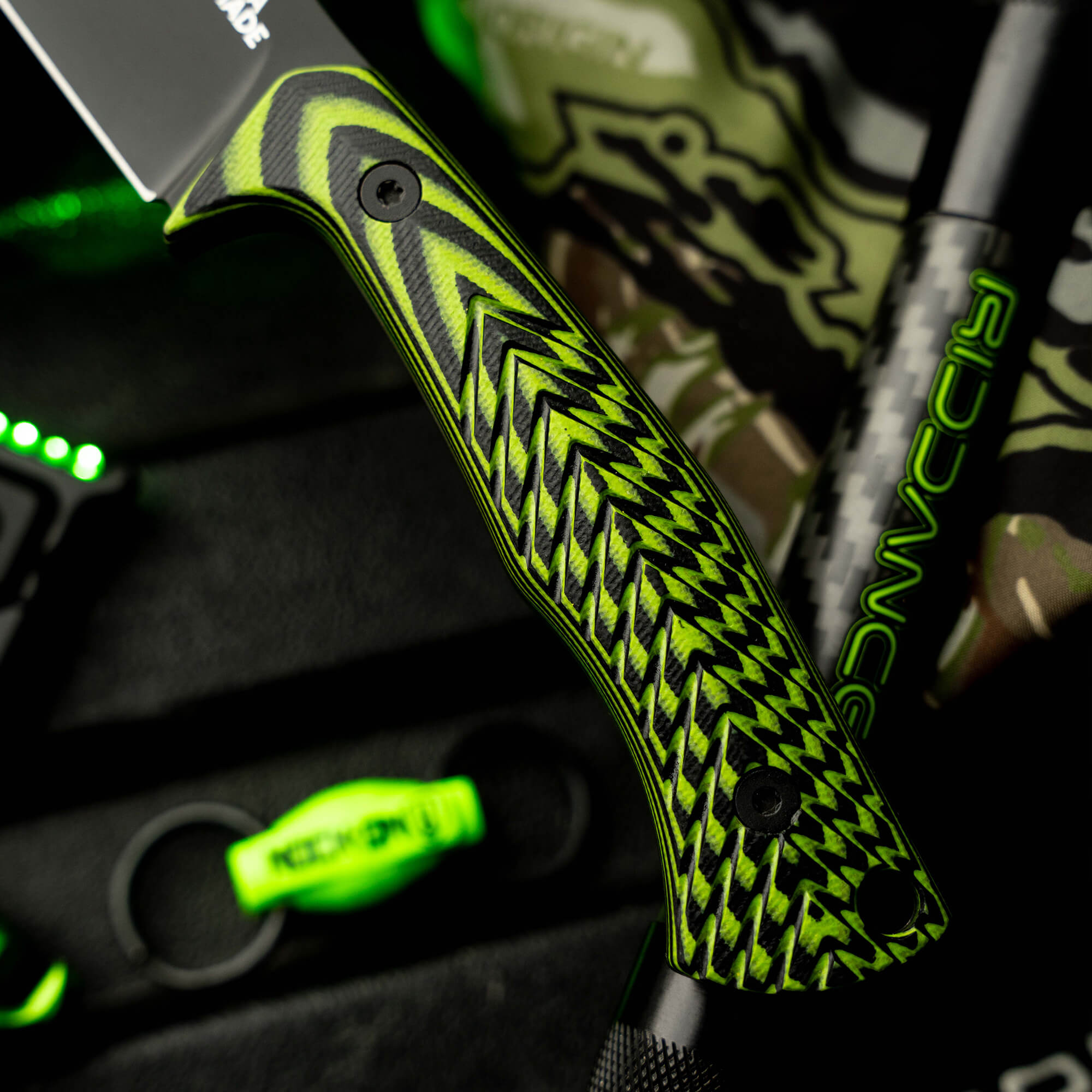 TRIUMPH PRO - NOCK ON NEON GREEN & BLACK