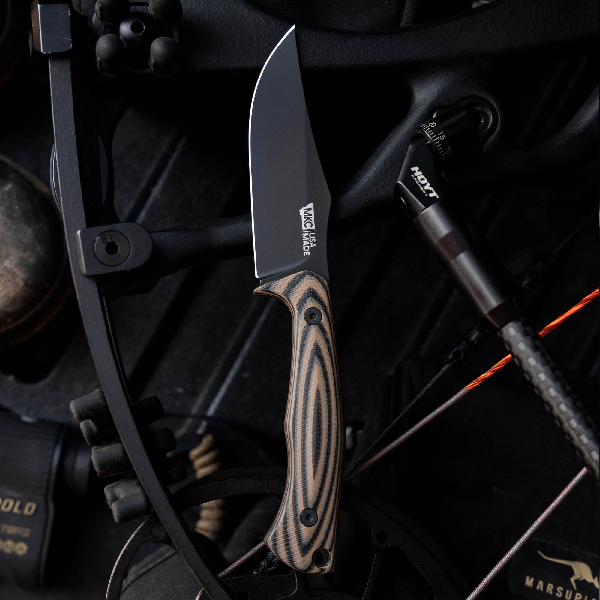 TRIUMPH PRO - TAN & BLACK