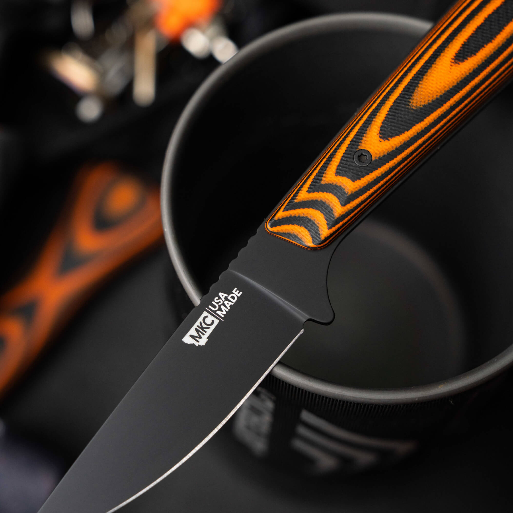 FLATTAIL - PVD - ORANGE & BLACK