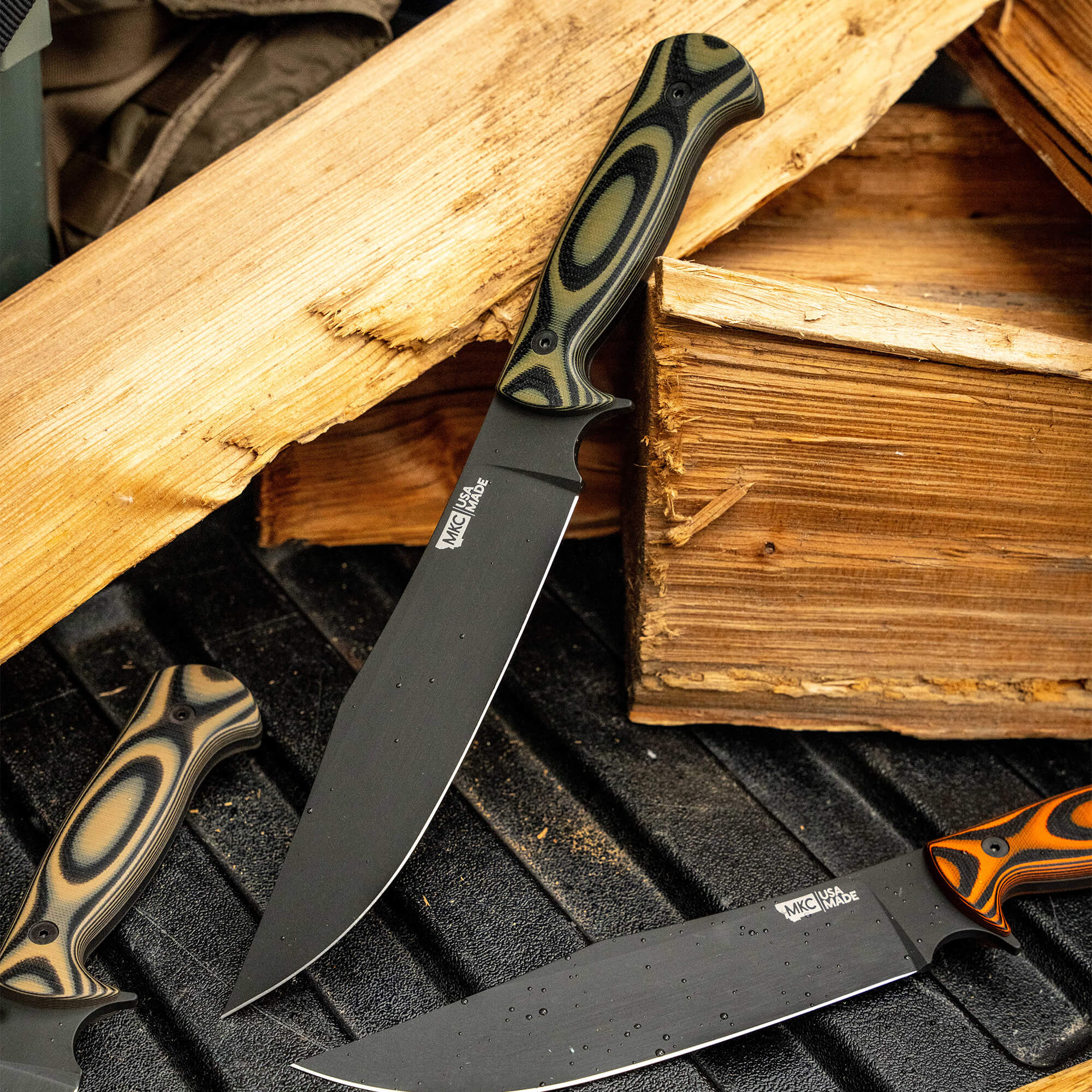 THE MARSHALL BUSHCRAFT KNIFE - GREEN & BLACK