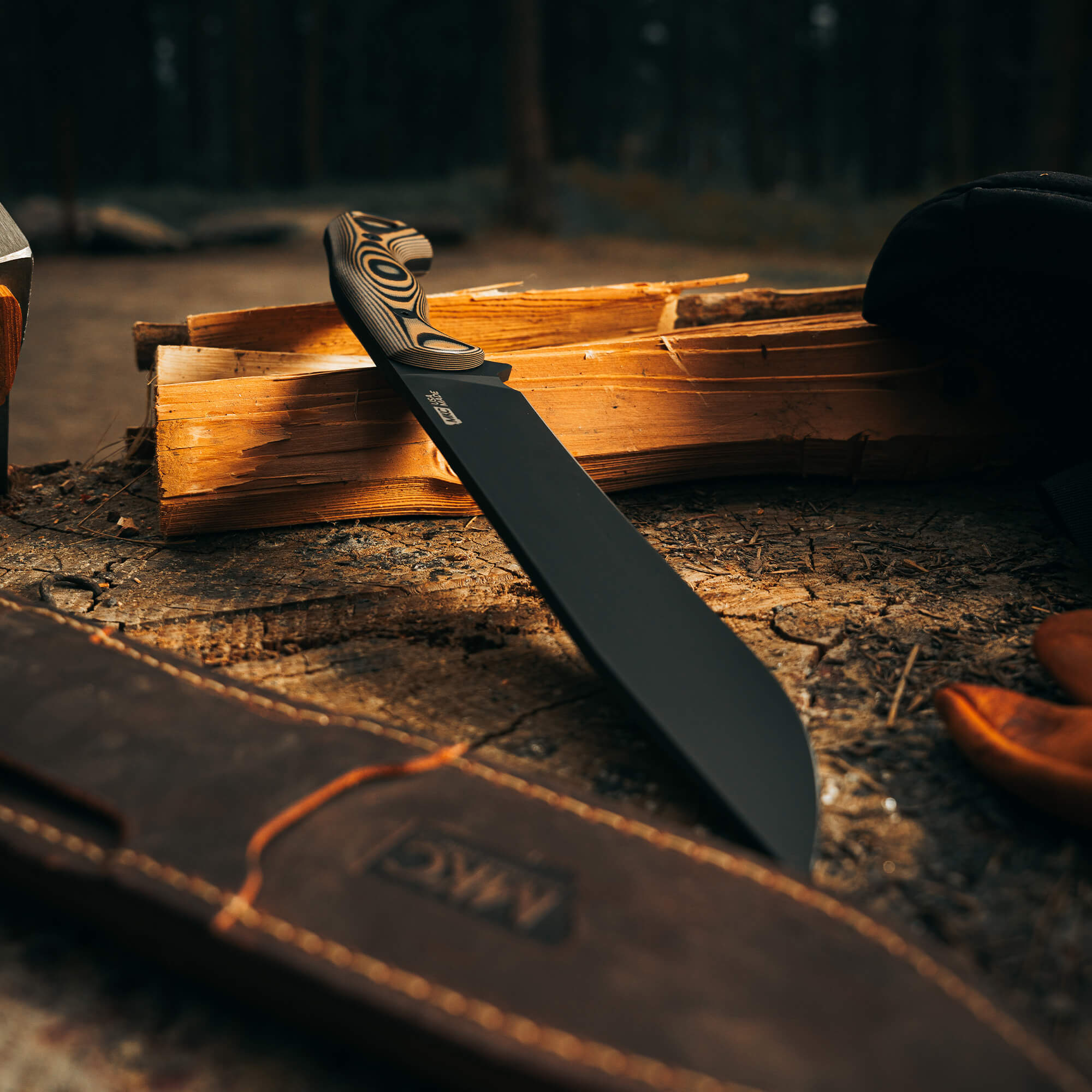 MKC CHOPPER - TAN & BLACK