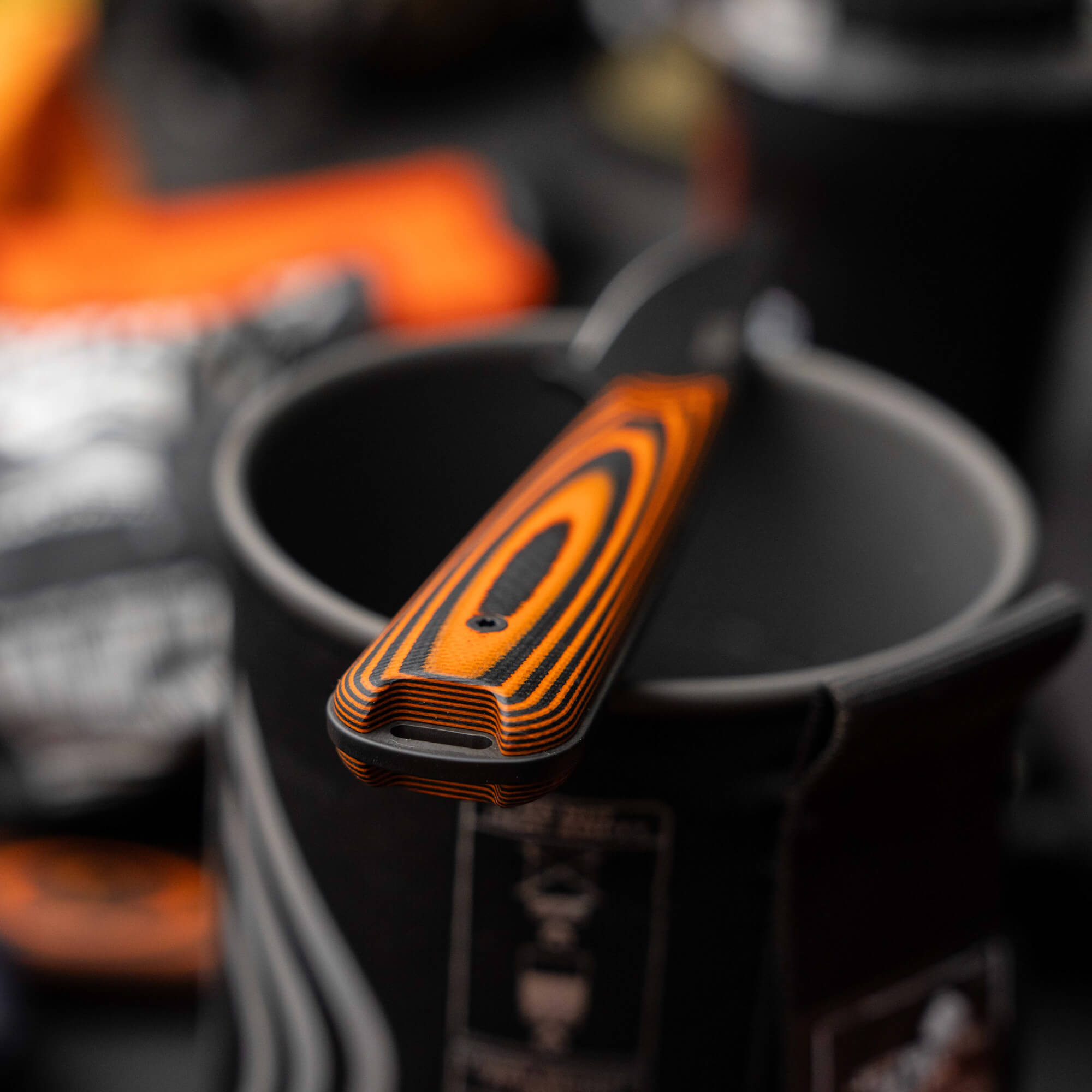 FLATTAIL - PVD - ORANGE & BLACK