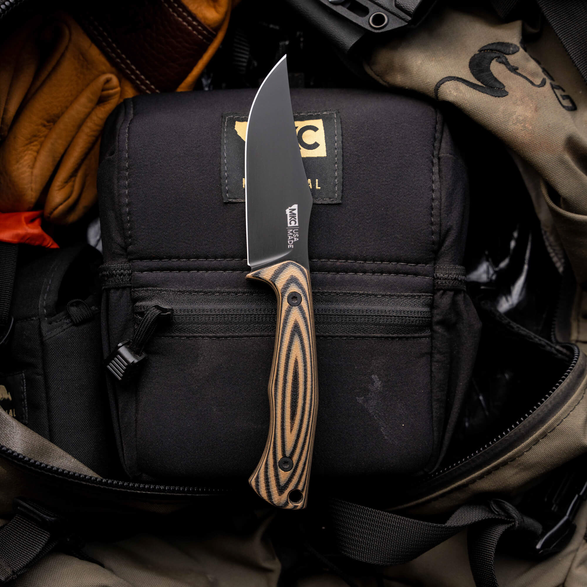 TRIUMPH PRO - TAN & BLACK