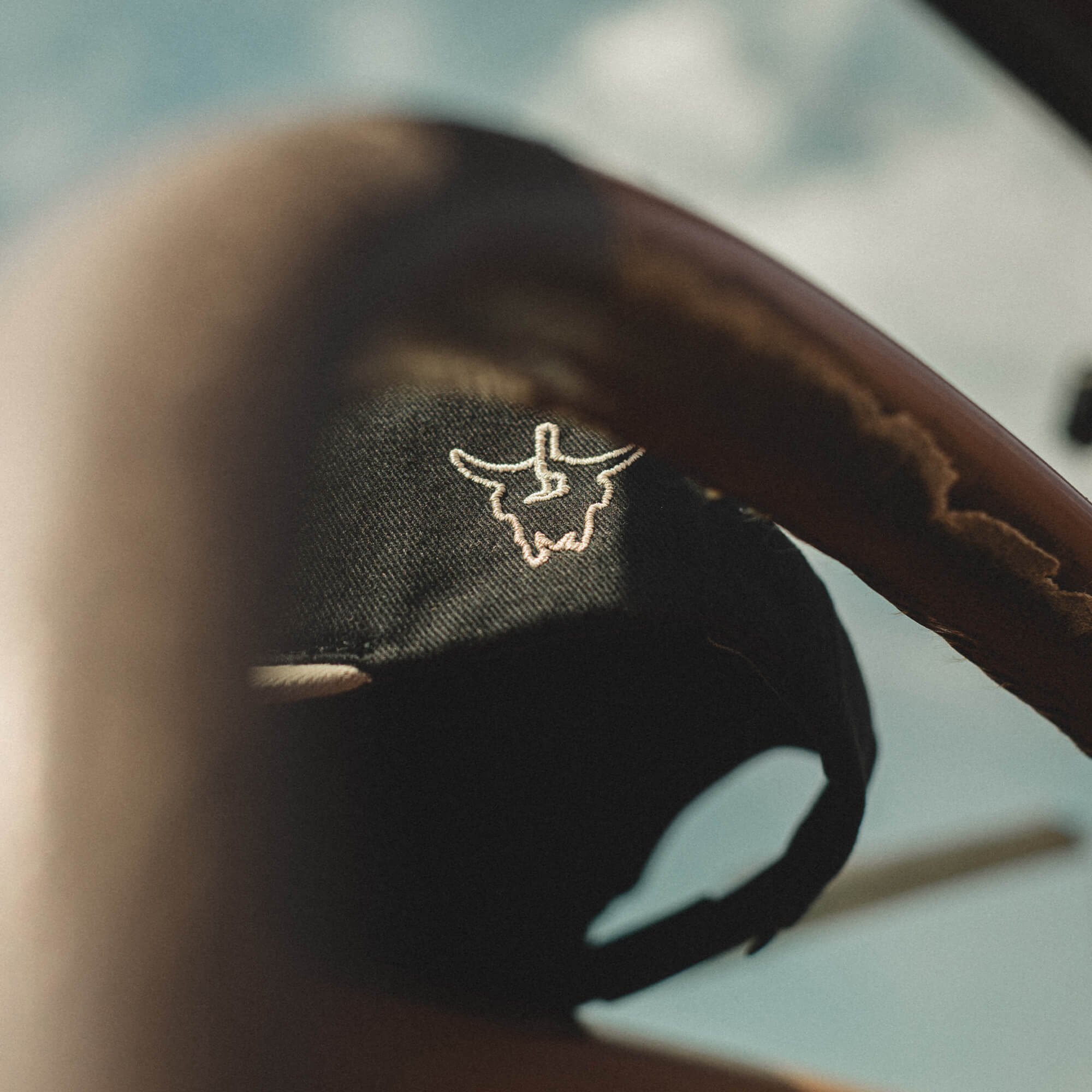 MKC HERITAGE HAT - BLACK/TAN