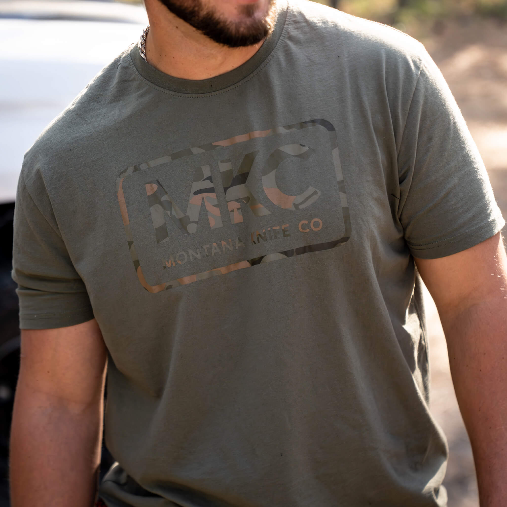 MKC LOGO TEE - OLIVE