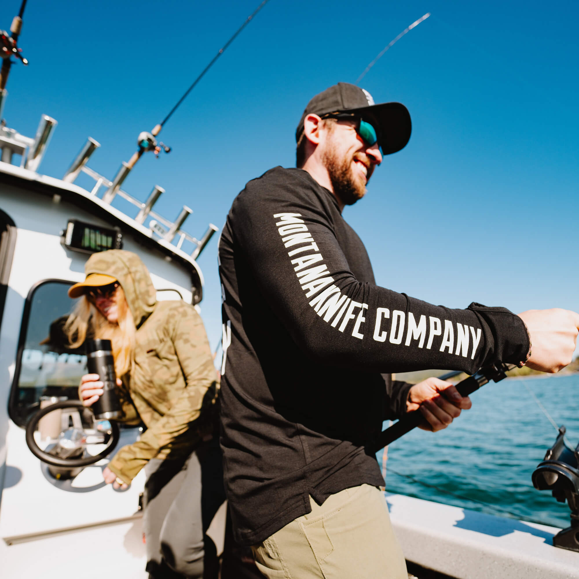 SUN RIVER BAMBOO HOODIE - BLACK