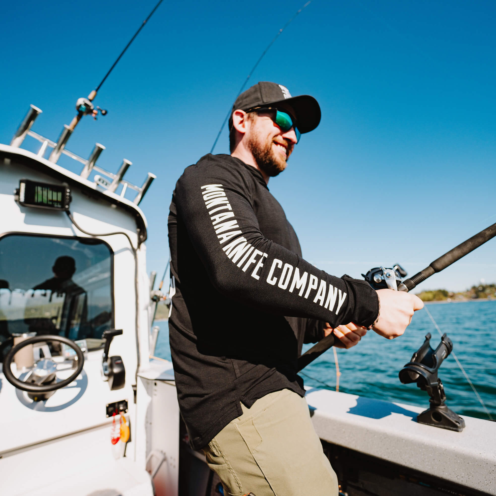 SUN RIVER BAMBOO HOODIE - BLACK