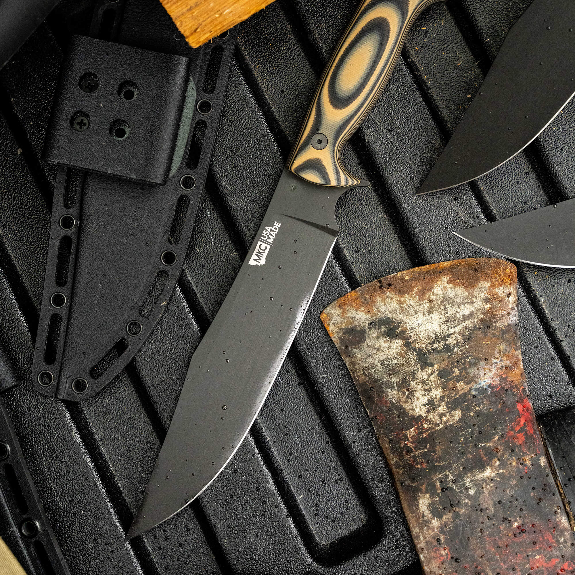 THE MARSHALL BUSHCRAFT KNIFE - TAN & BLACK