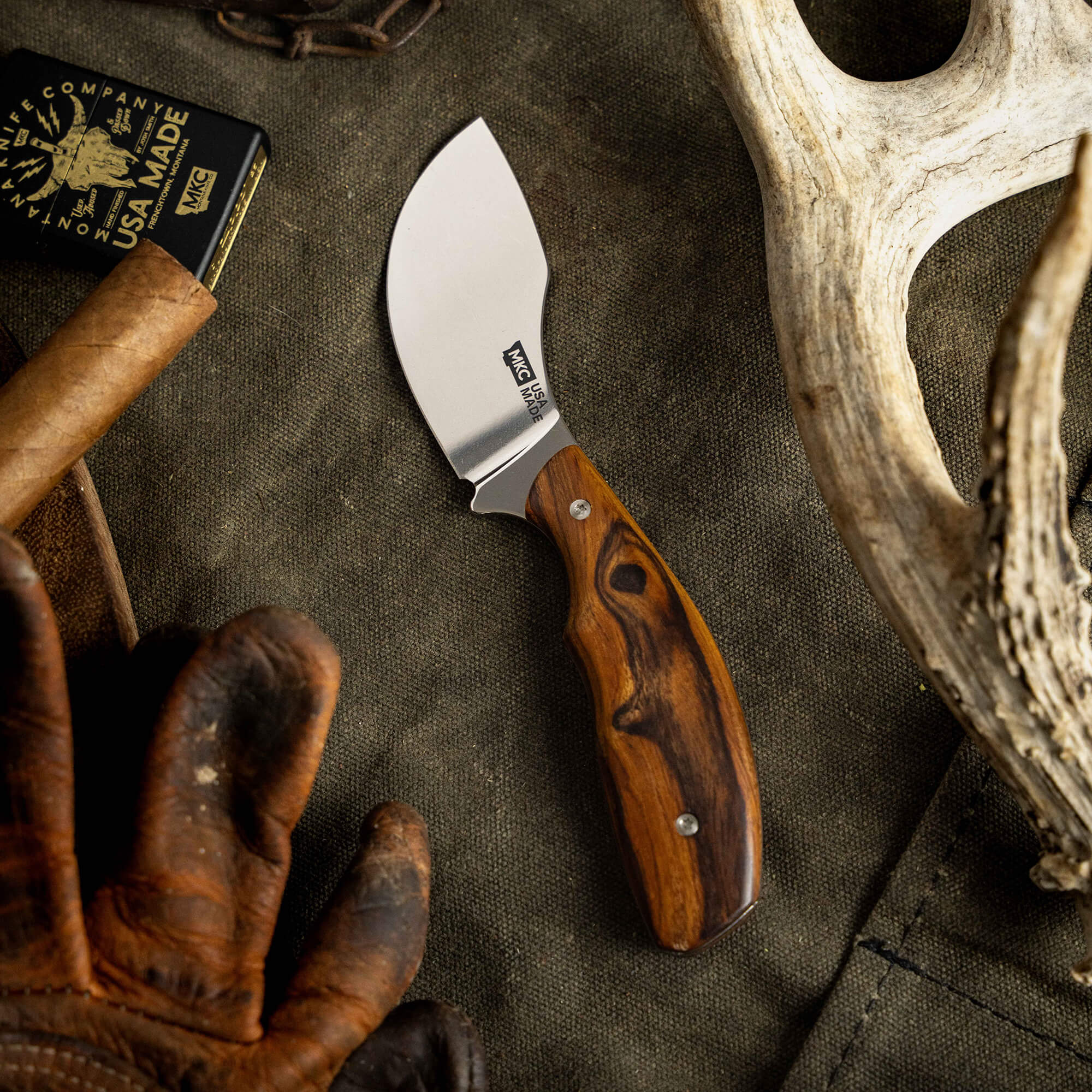 TRADITIONS KNIVES - FULL SET OF 3