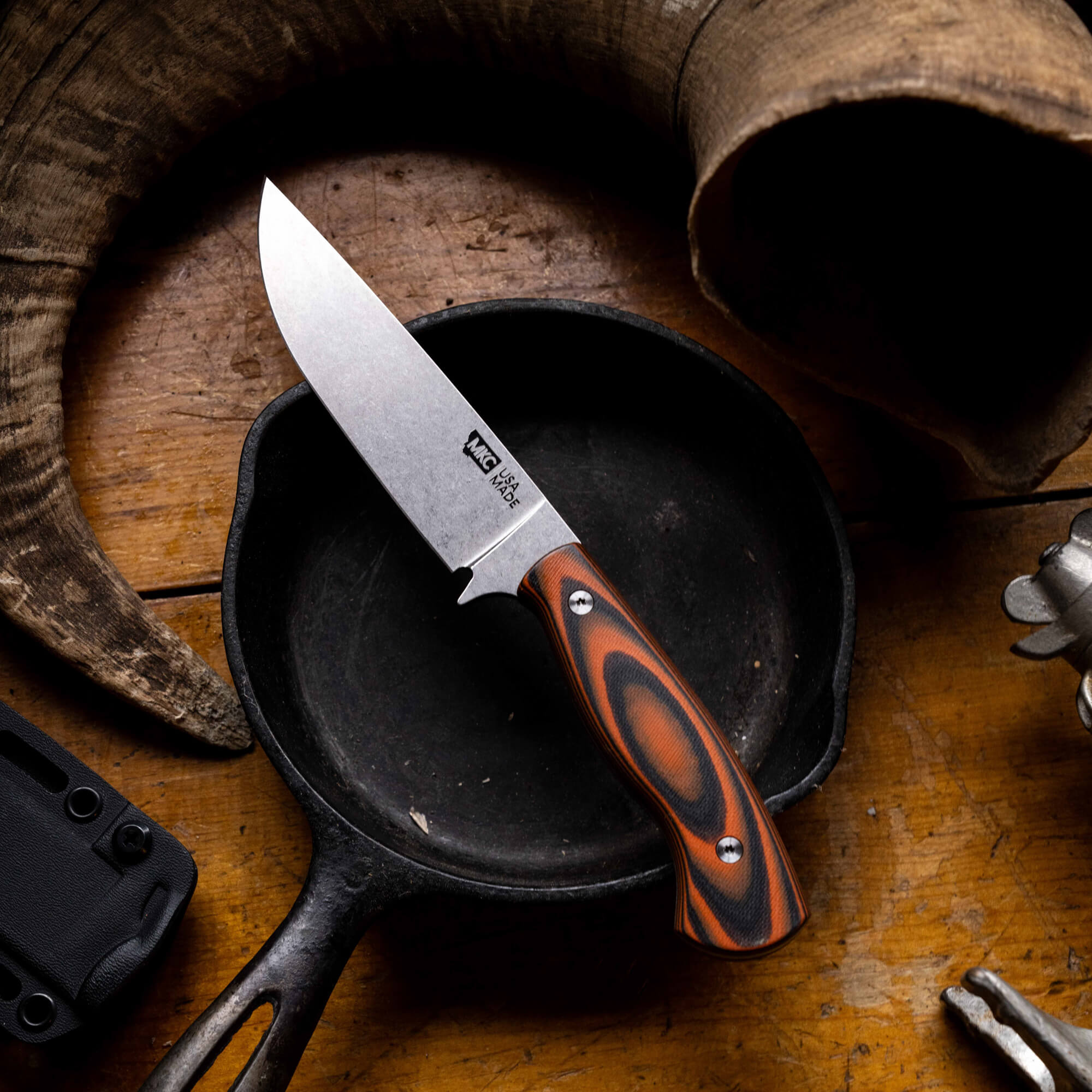 MAGNACUT SUPER CUB - DROP POINT HUNTER - ORANGE & BLACK