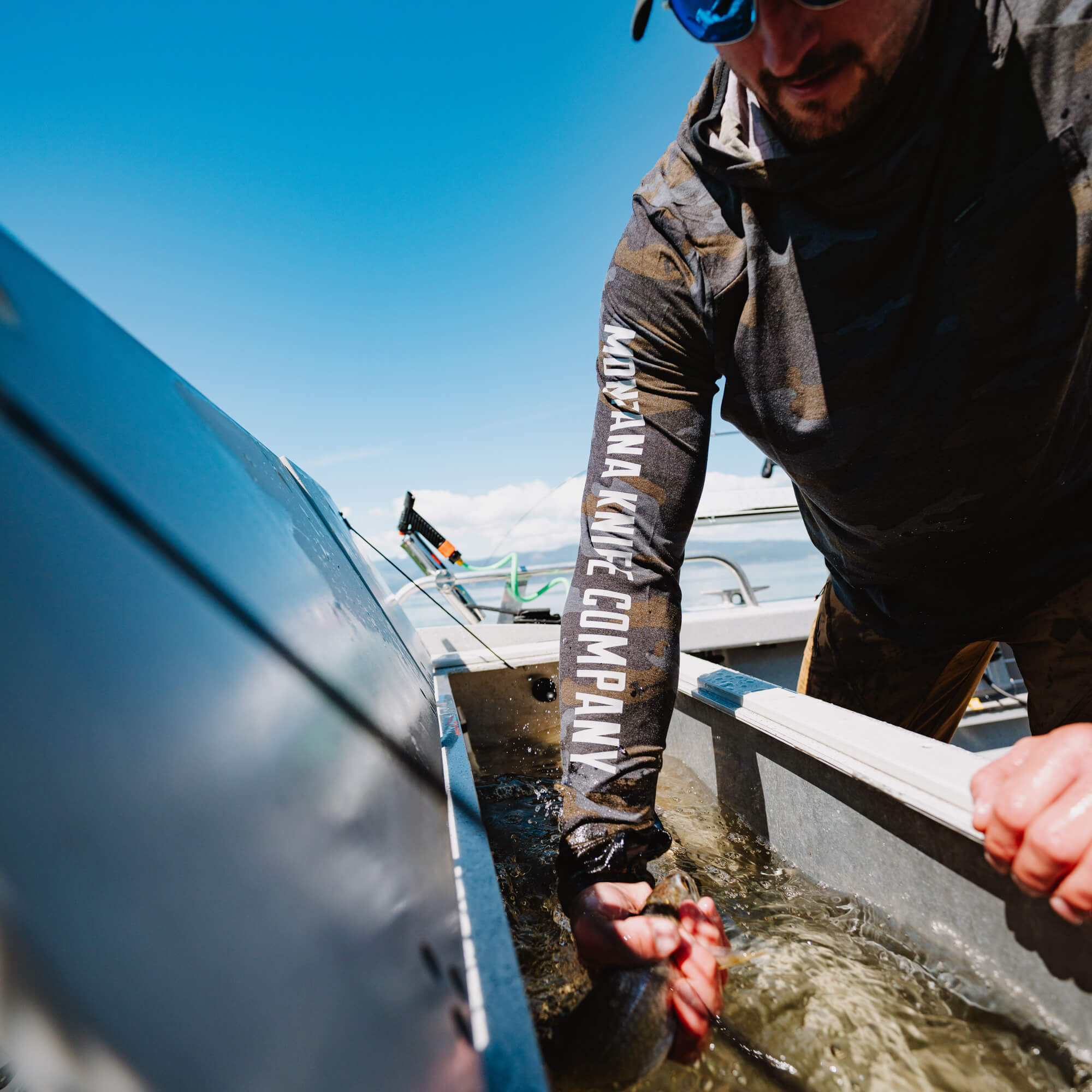 SUN RIVER BAMBOO HOODIE - DARK MKC CAMO