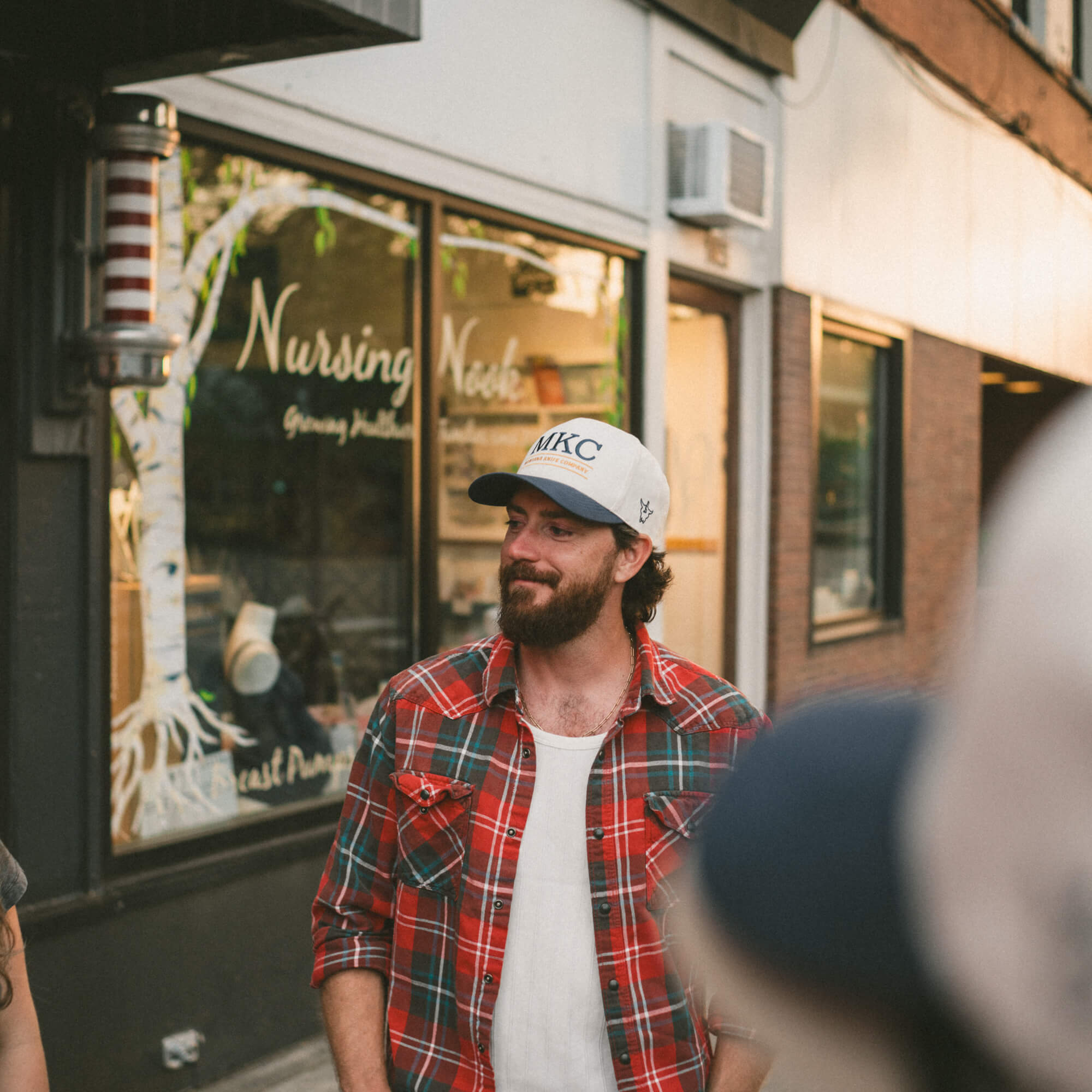 MKC UNIVERSITY HAT - IVORY/NAVY