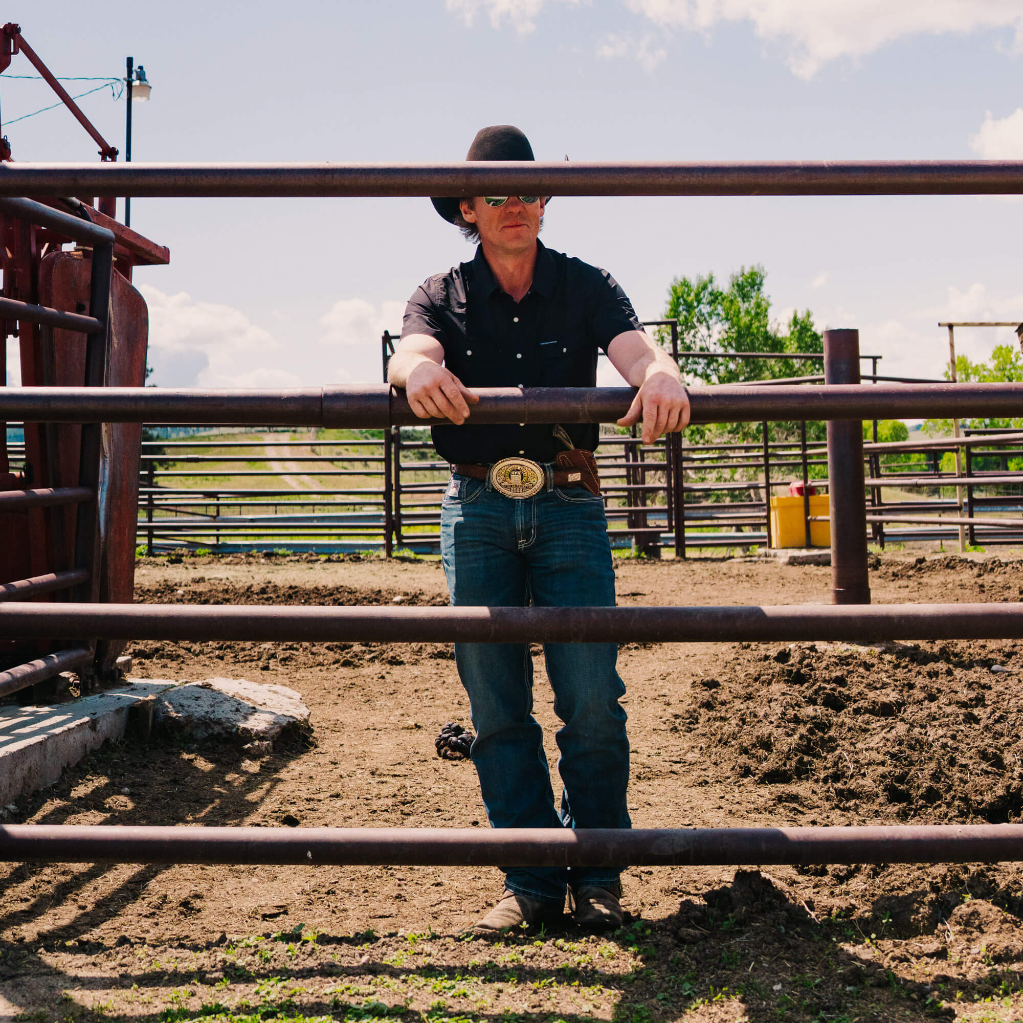 SEELEY S/S BUTTON-UP SHIRT - BLACK
