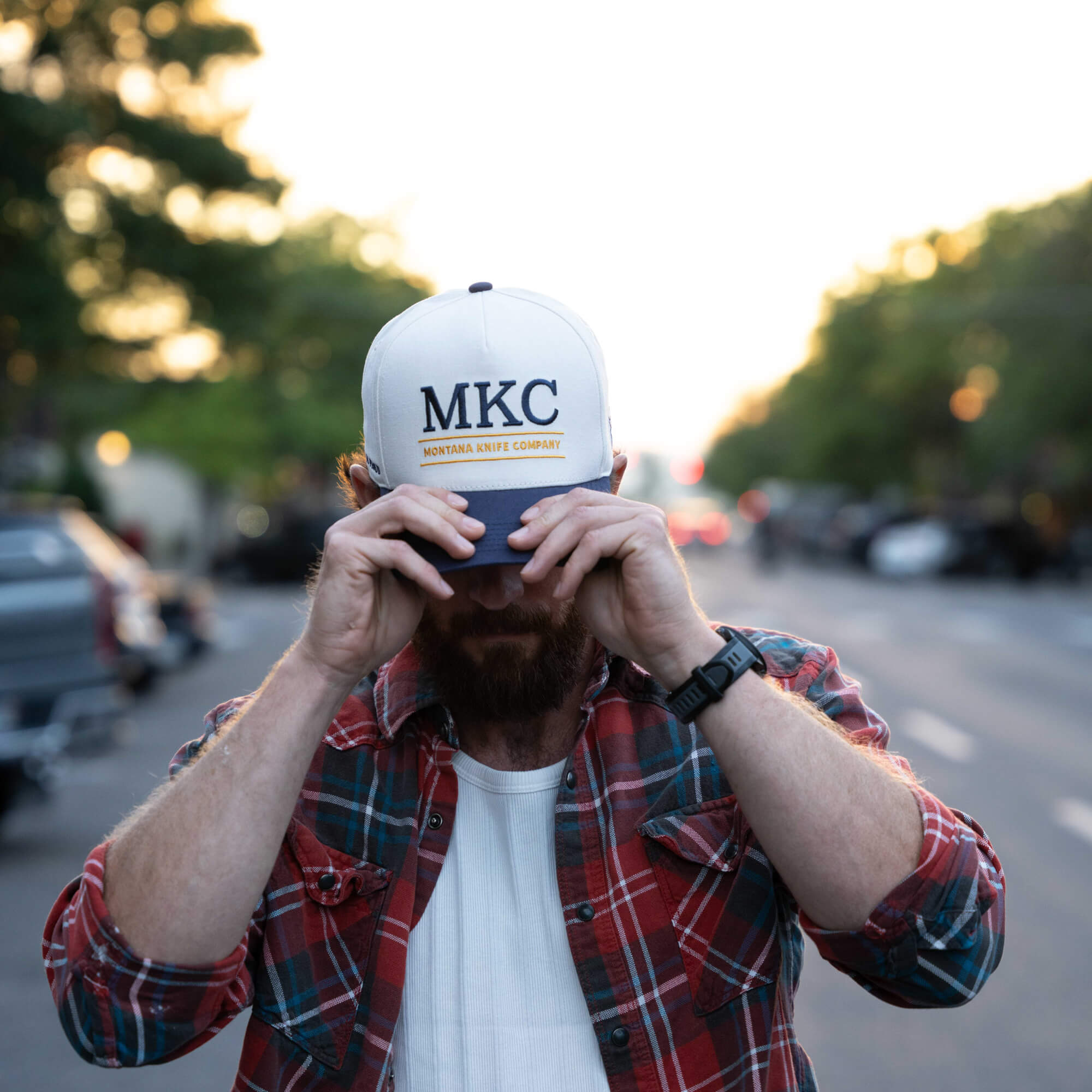MKC UNIVERSITY HAT - IVORY/NAVY