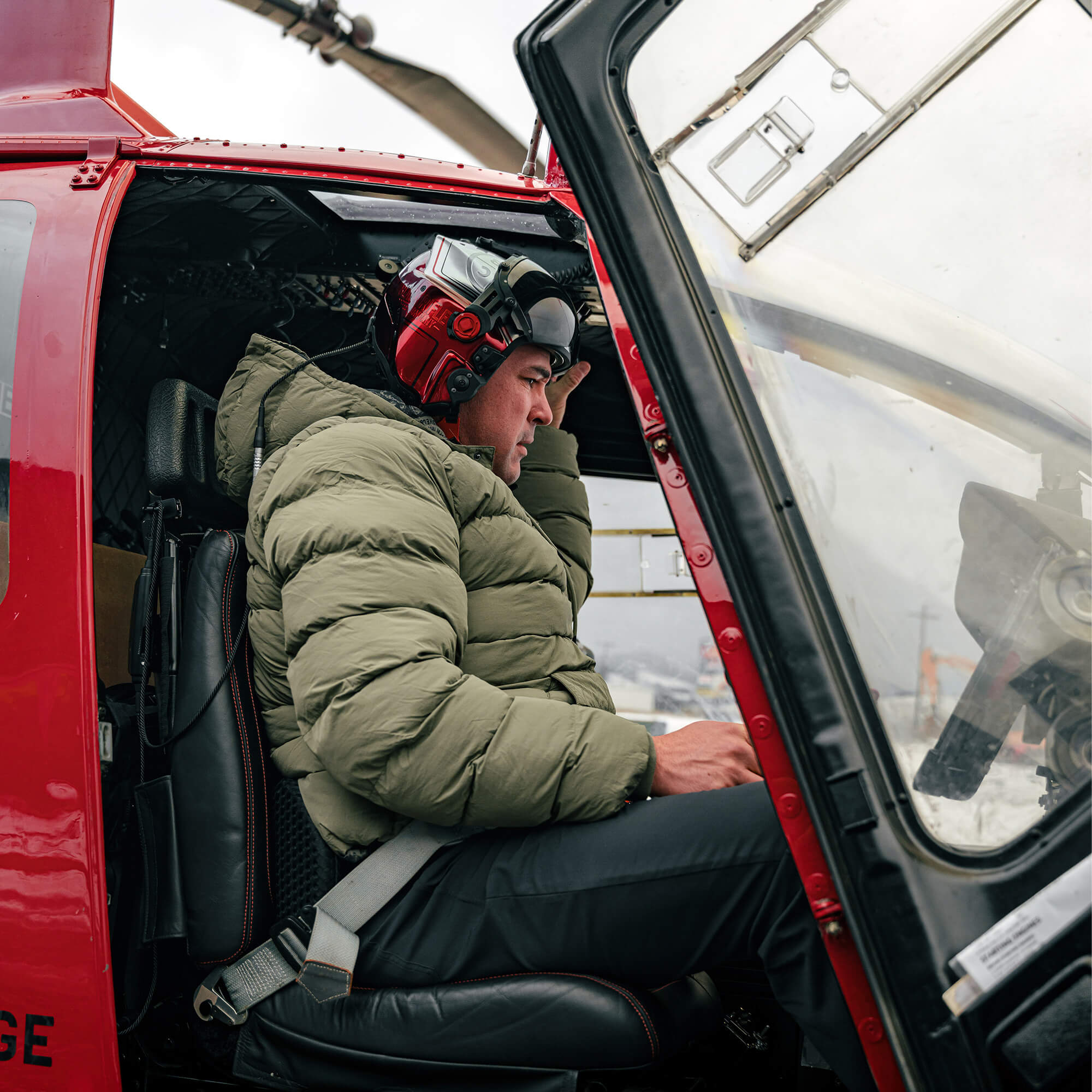 OBERLIN PULLOVER PUFFY JACKET - OLIVE