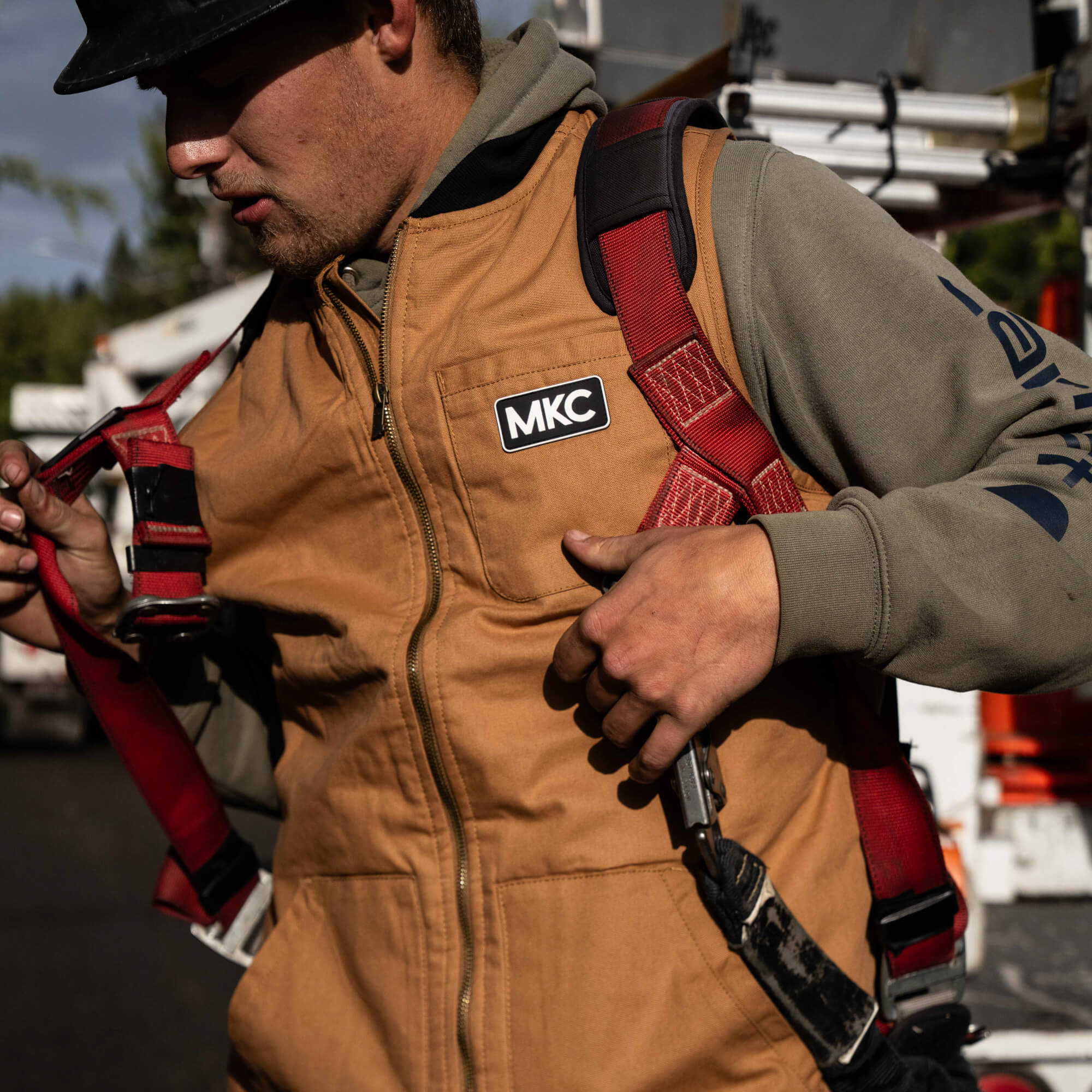 MKC CANVAS WORK VEST - TAN