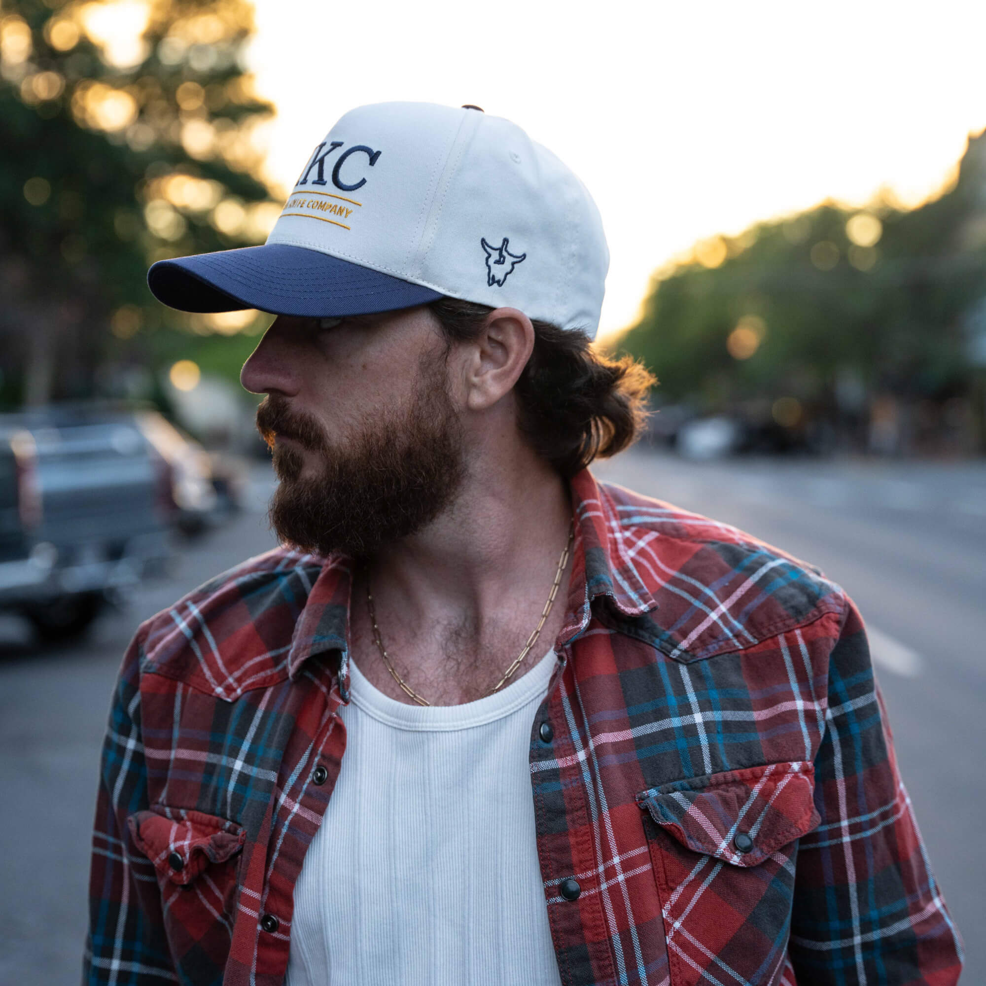 MKC UNIVERSITY HAT - IVORY/NAVY
