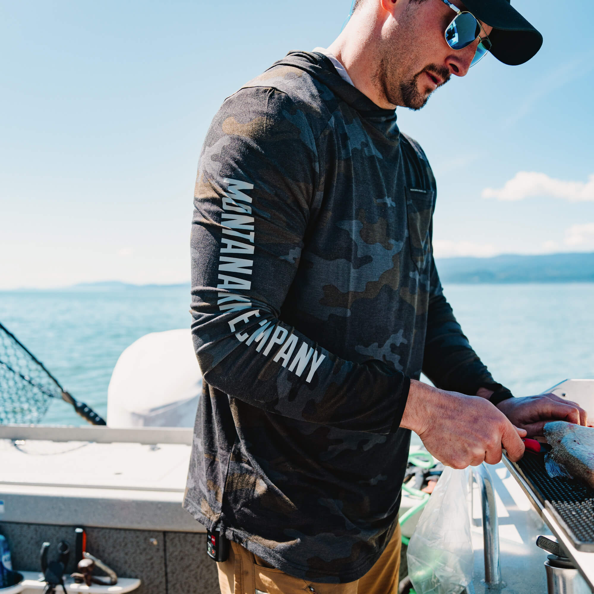 SUN RIVER BAMBOO HOODIE - DARK MKC CAMO