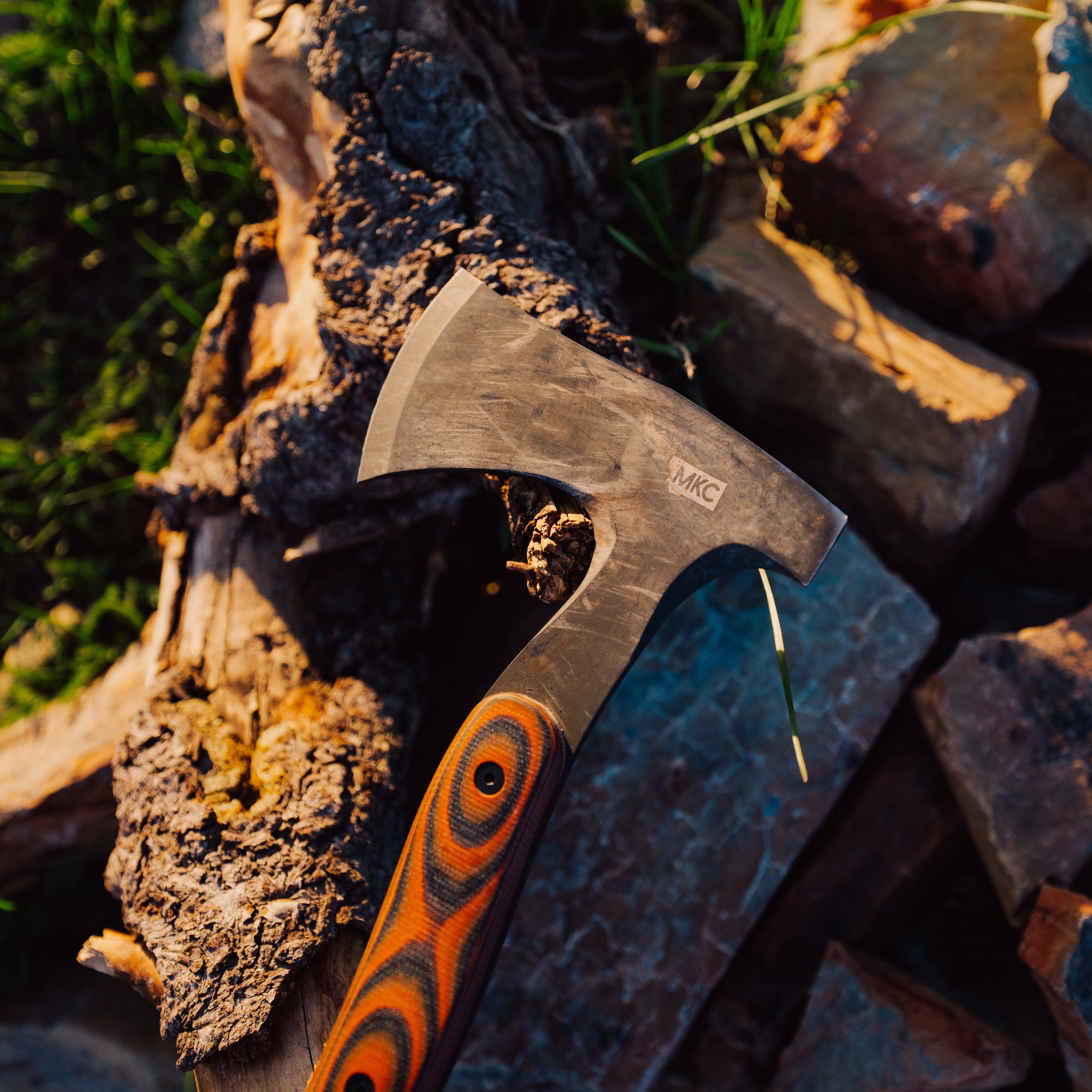 HELLGATE HATCHET - ORANGE & BLACK