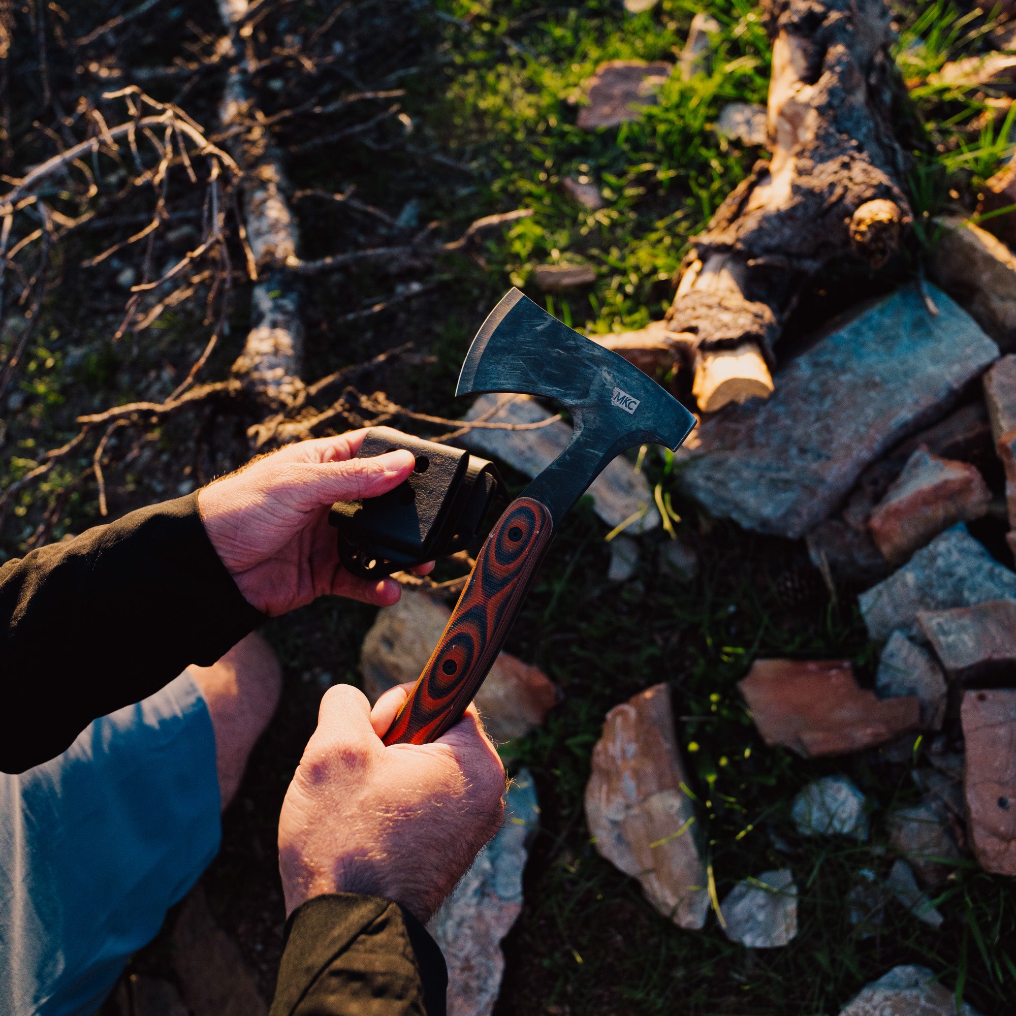 HELLGATE HATCHET - ORANGE & BLACK