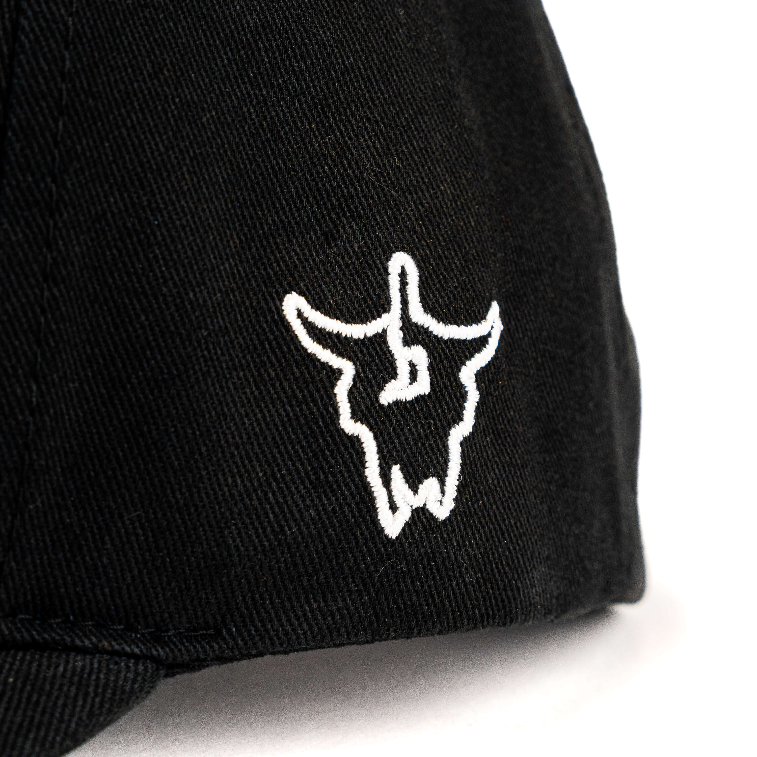 MKC FOUNDATIONS HAT - BLACK/WHITE
