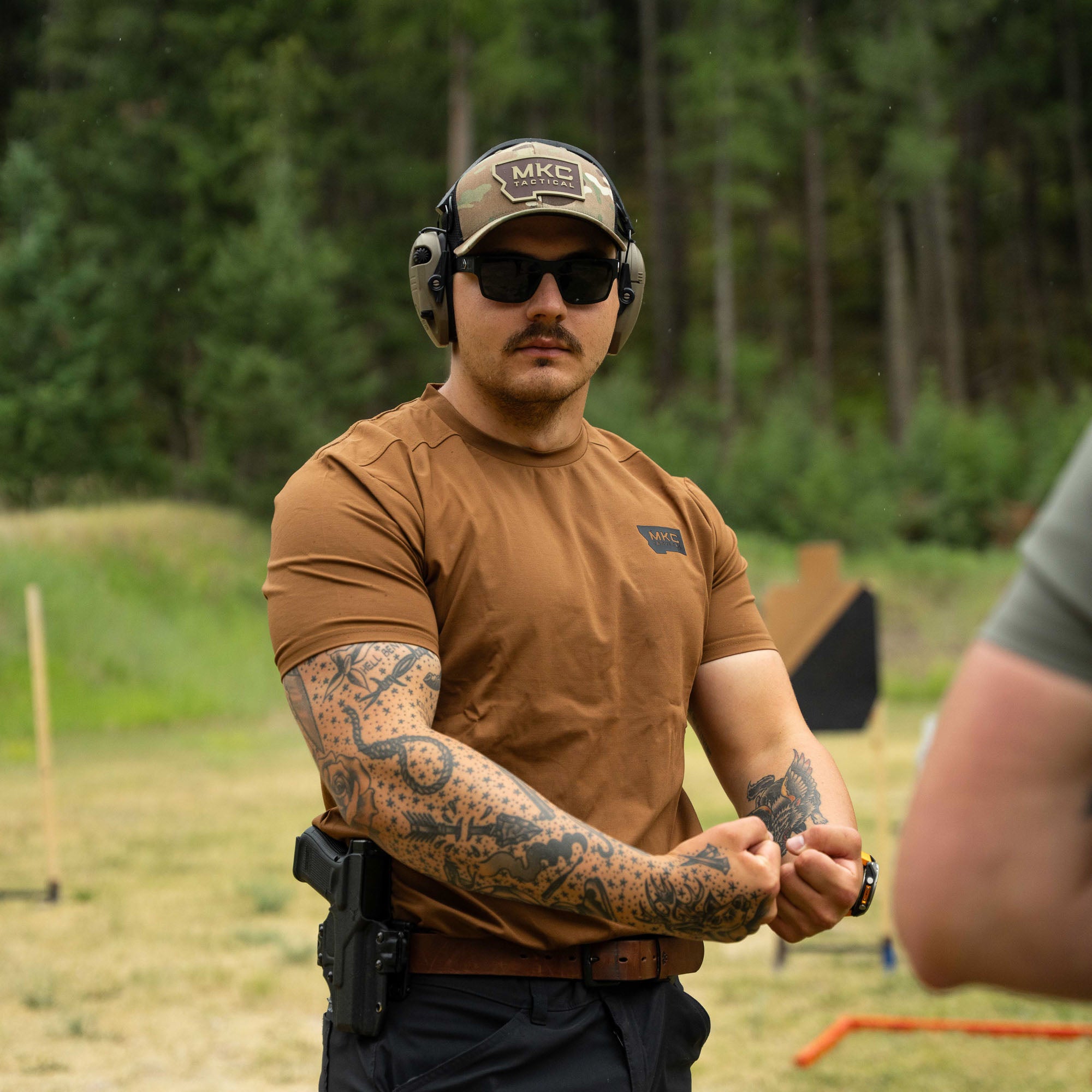RANGE DAY PERFORMANCE SHORT SLEEVE - COYOTE