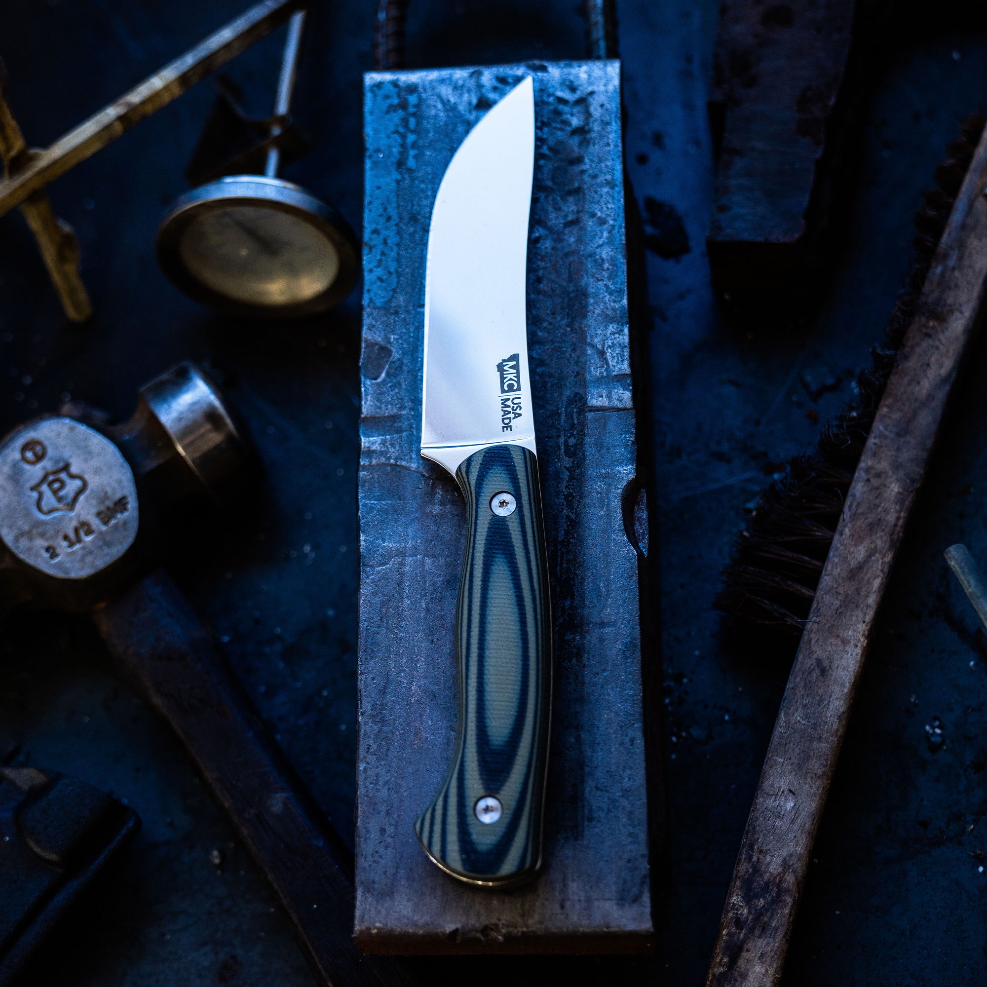 MAGNACUT STONEWALL SKINNER - GREEN & BLACK