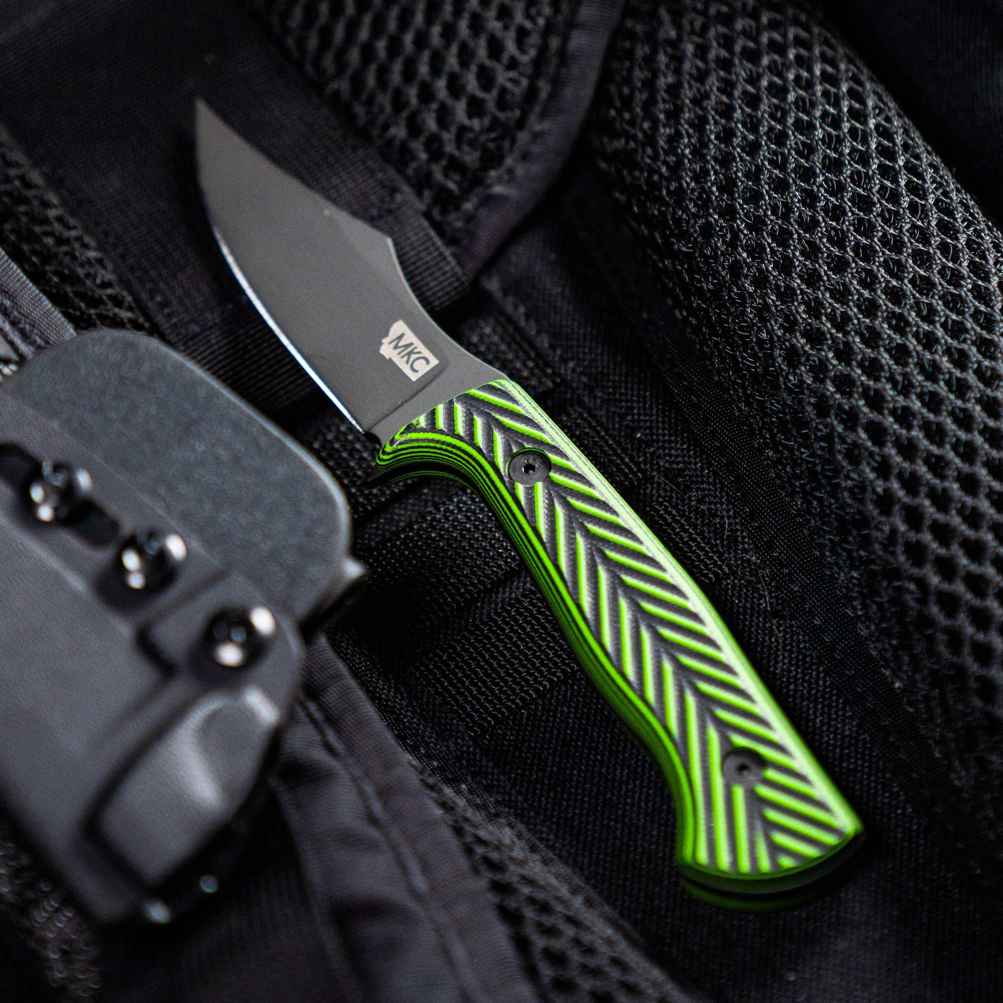 NOCK ON - TRIUMPH HUNTER - GREEN & BLACK