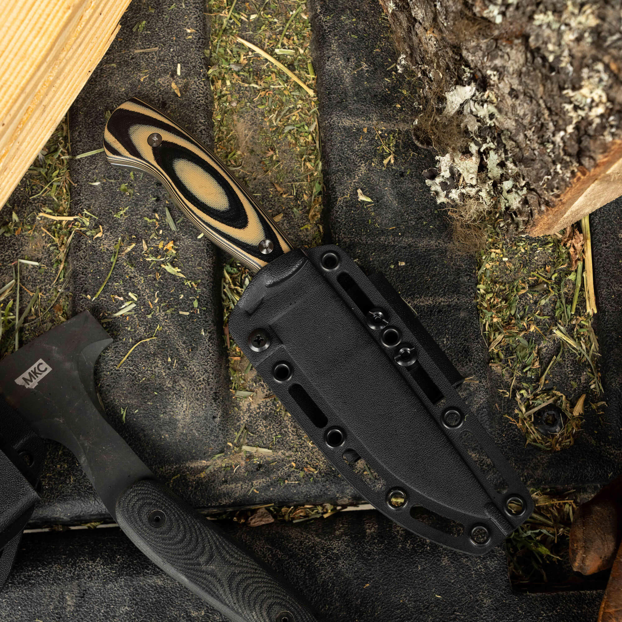 MAGNACUT SUPER CUB - DROP POINT HUNTER - TAN & BLACK