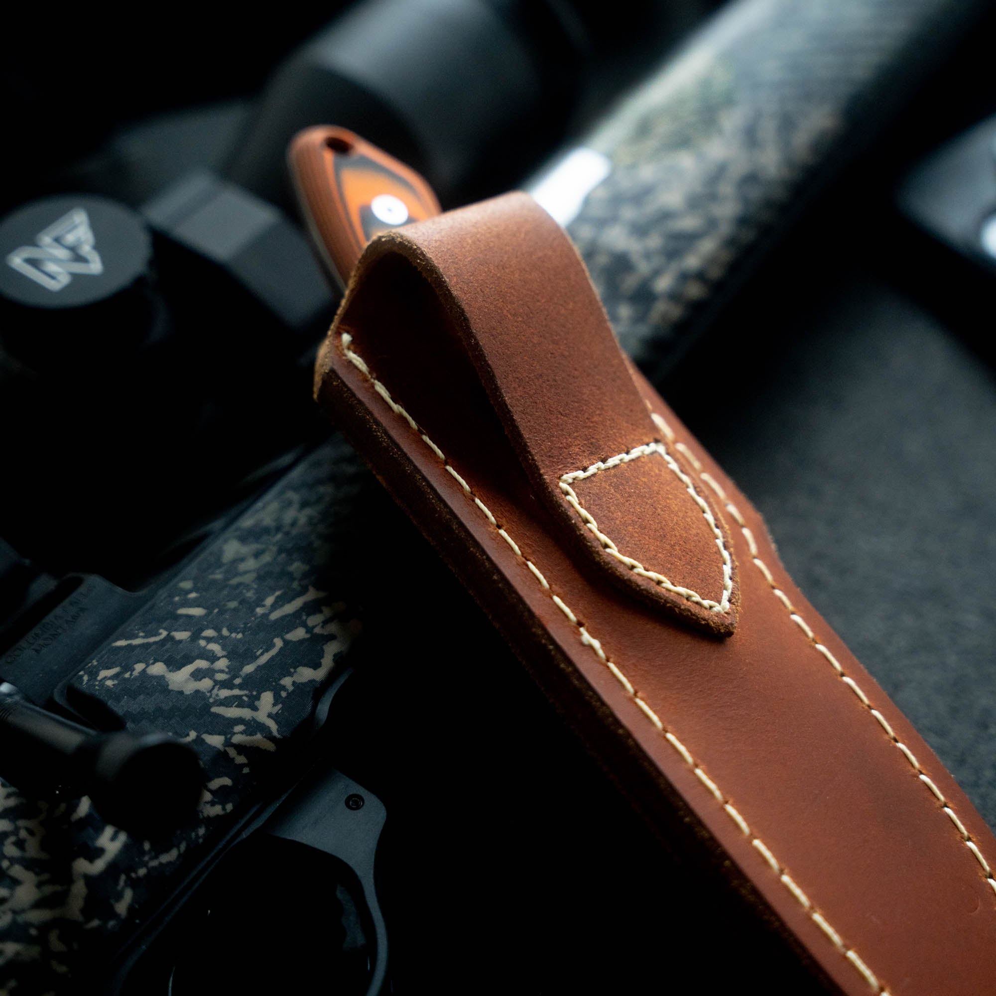 MULE DEER LEATHER SHEATH - VERTICAL BELT CARRY