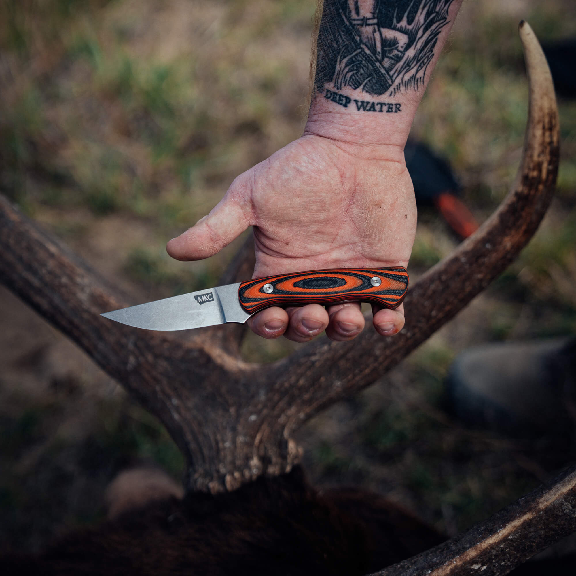 MAGNACUT BLACKFOOT 2.0 - ORANGE & BLACK