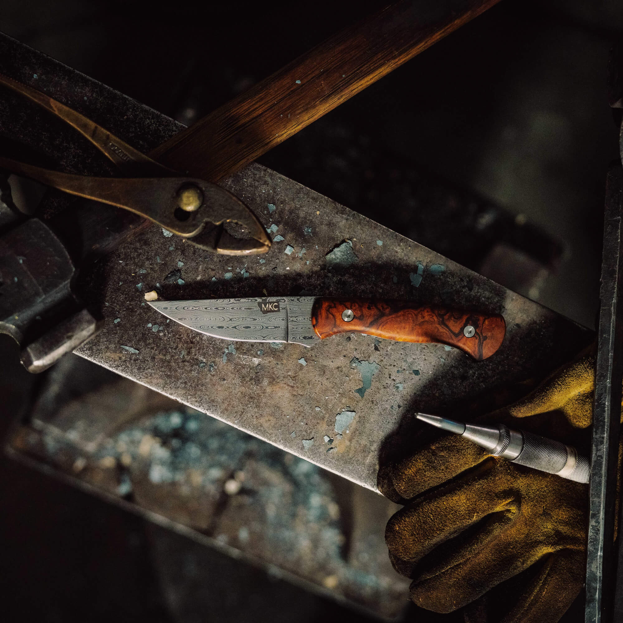 DAMASCUS BLACKFOOT