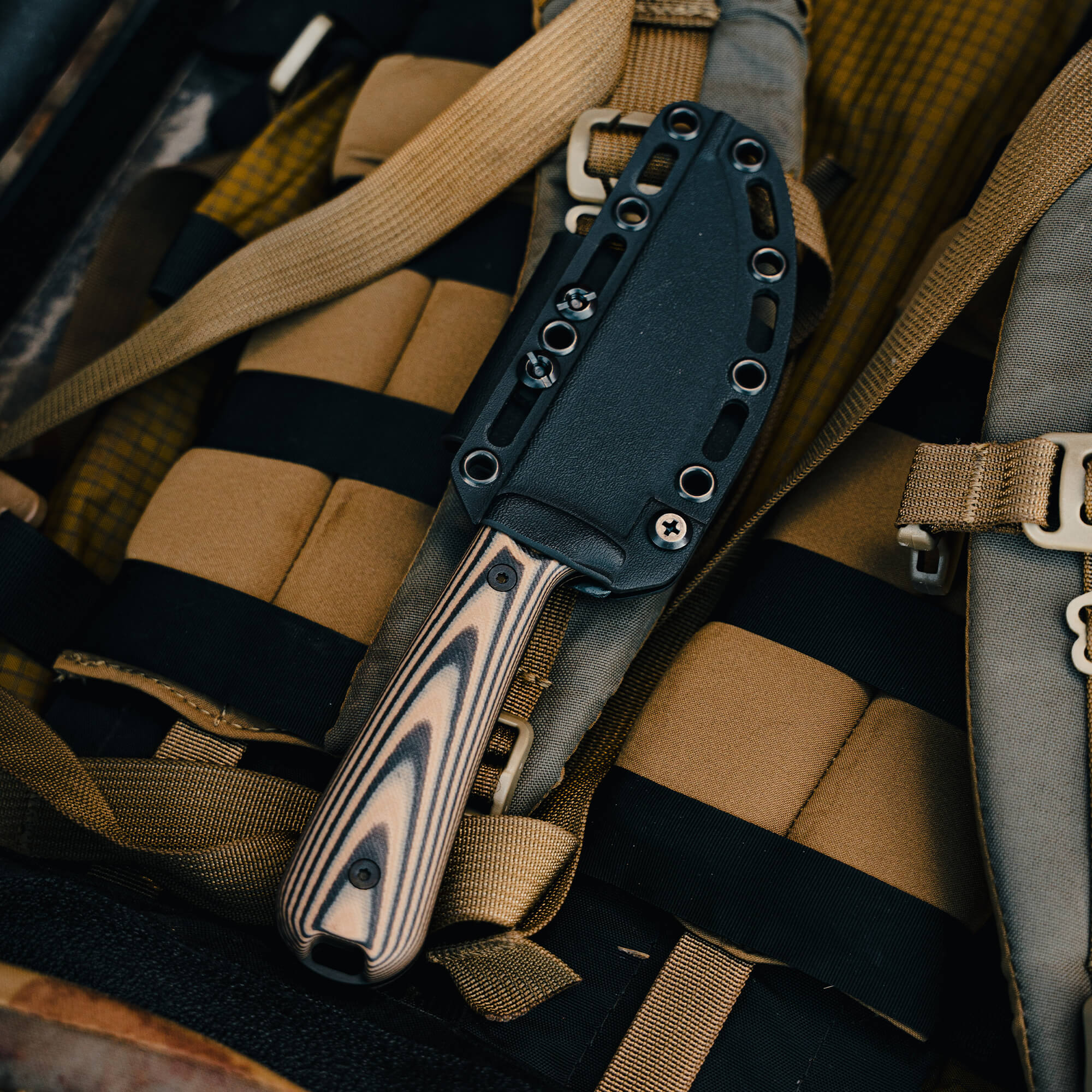 STUBHORN - PVD - TAN & BLACK