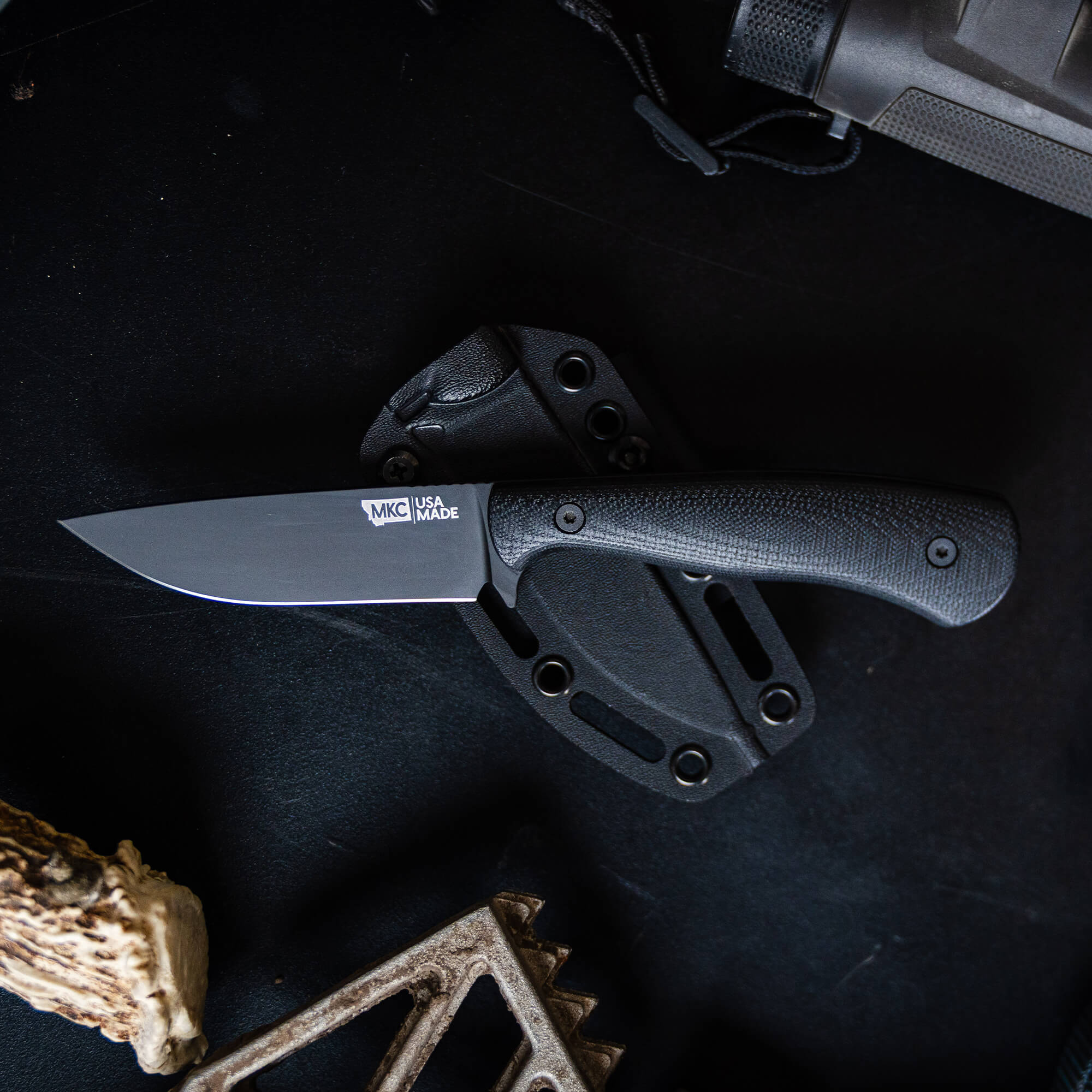 MKC WHITETAIL - PVD - BLACK