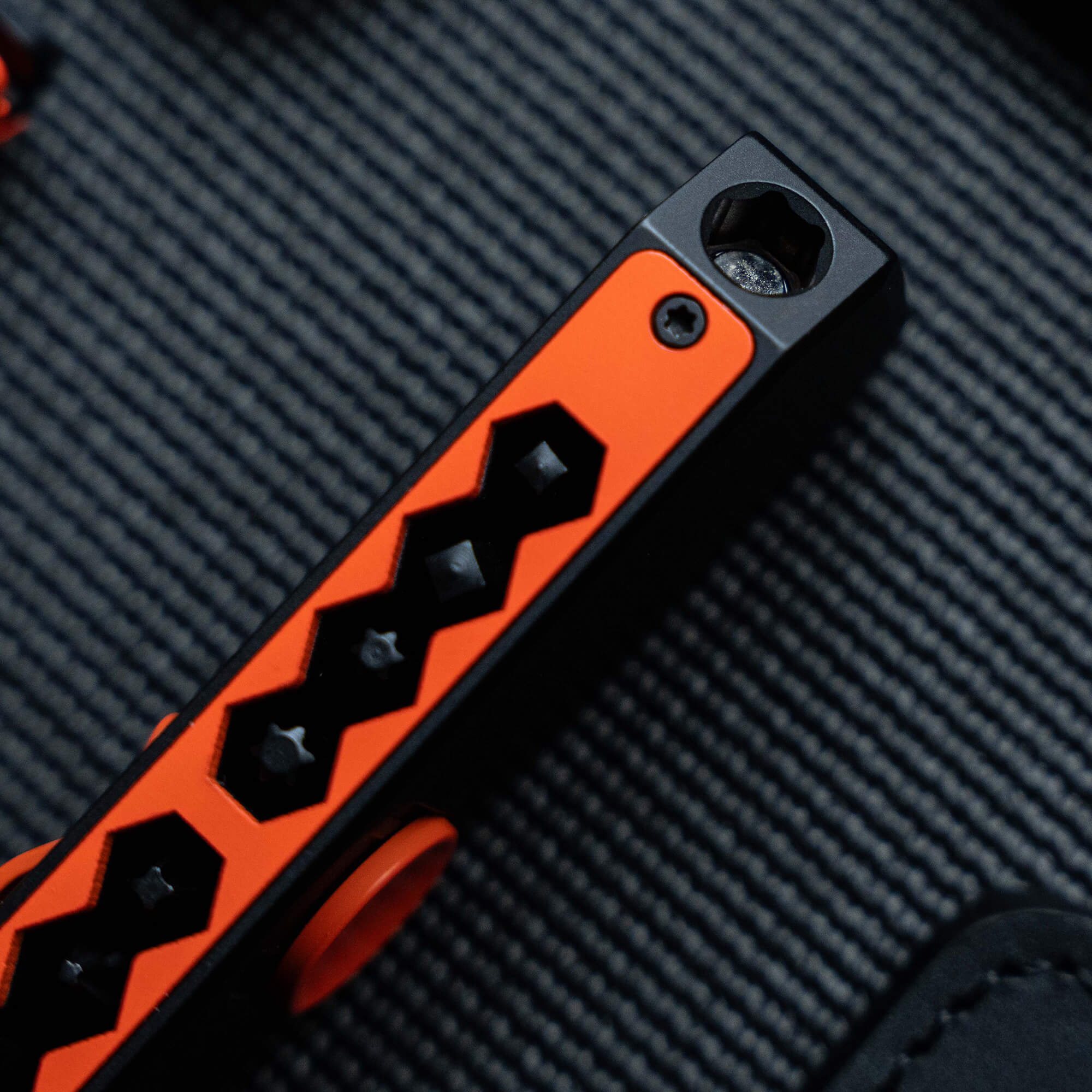 MKC X BIG IDEA DESIGN - BIT BAR II