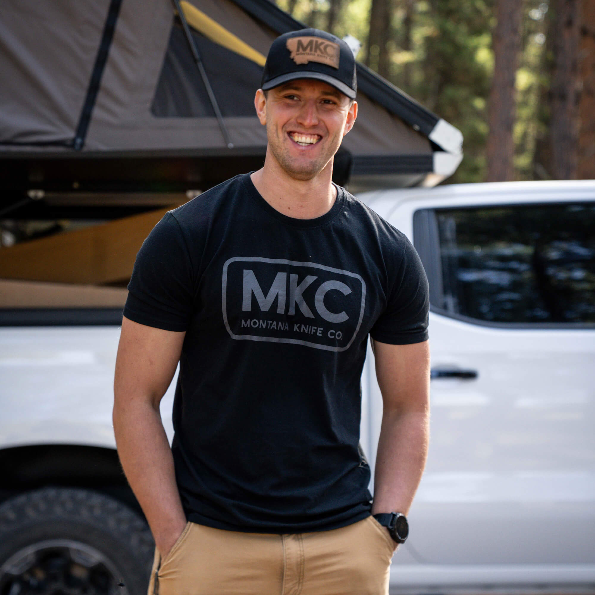 MKC LOGO TEE - BLACK