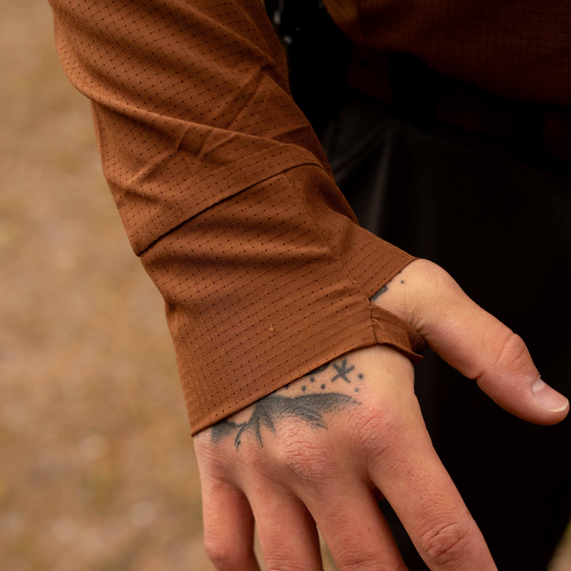 TACTICAL AIRLITE HALF-ZIP - COYOTE