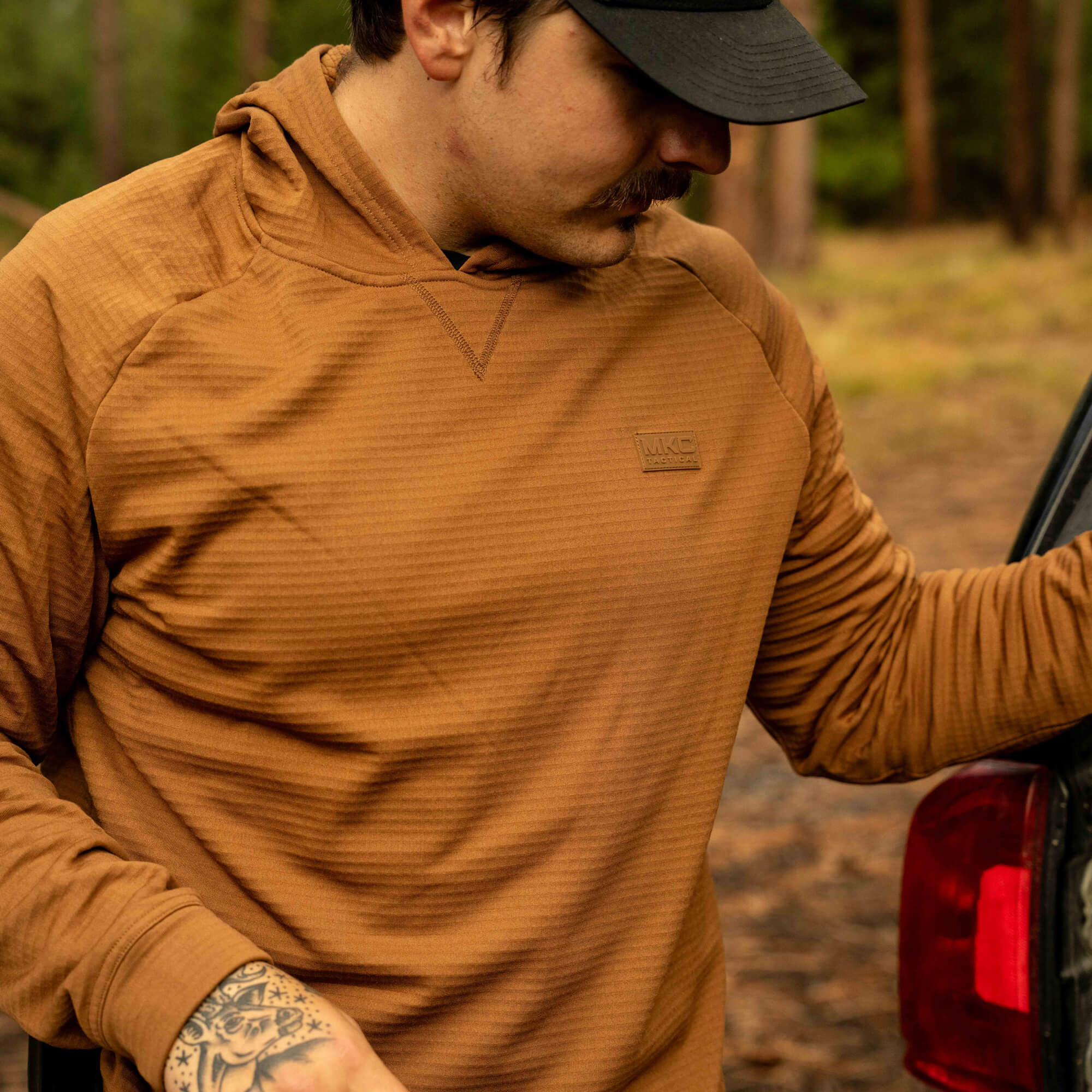 MKC WAFFLE KNIT PERFORMANCE HOODIE - COYOTE